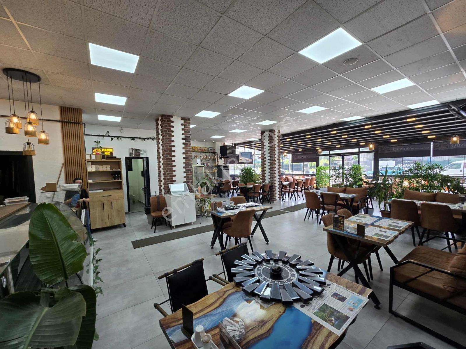 Erenler'de Devren Kiralık Lüks Restoran Kebap Döner Salonu - Görsel 12