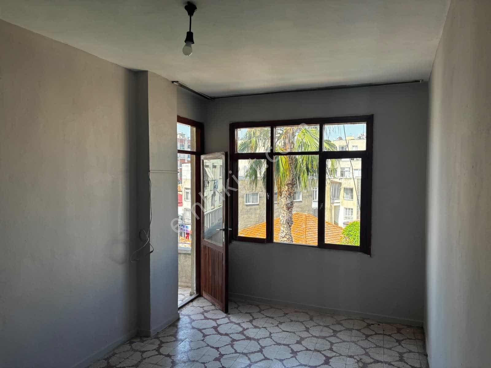 Çarşı Merkezde Cami Şerif Mh.'de İçi Yeni Boyalı Geniş 2+1 Daire - Görsel 11
