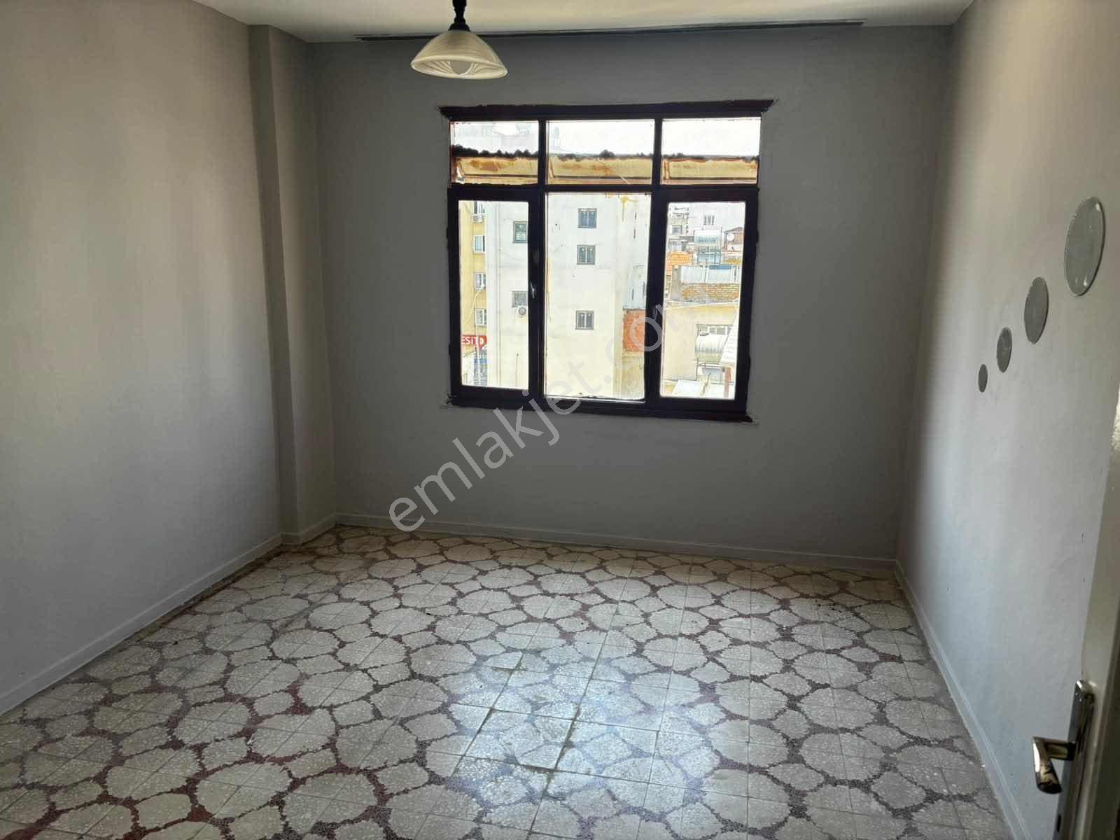 Çarşı Merkezde Cami Şerif Mh.'de İçi Yeni Boyalı Geniş 2+1 Daire - Görsel 12