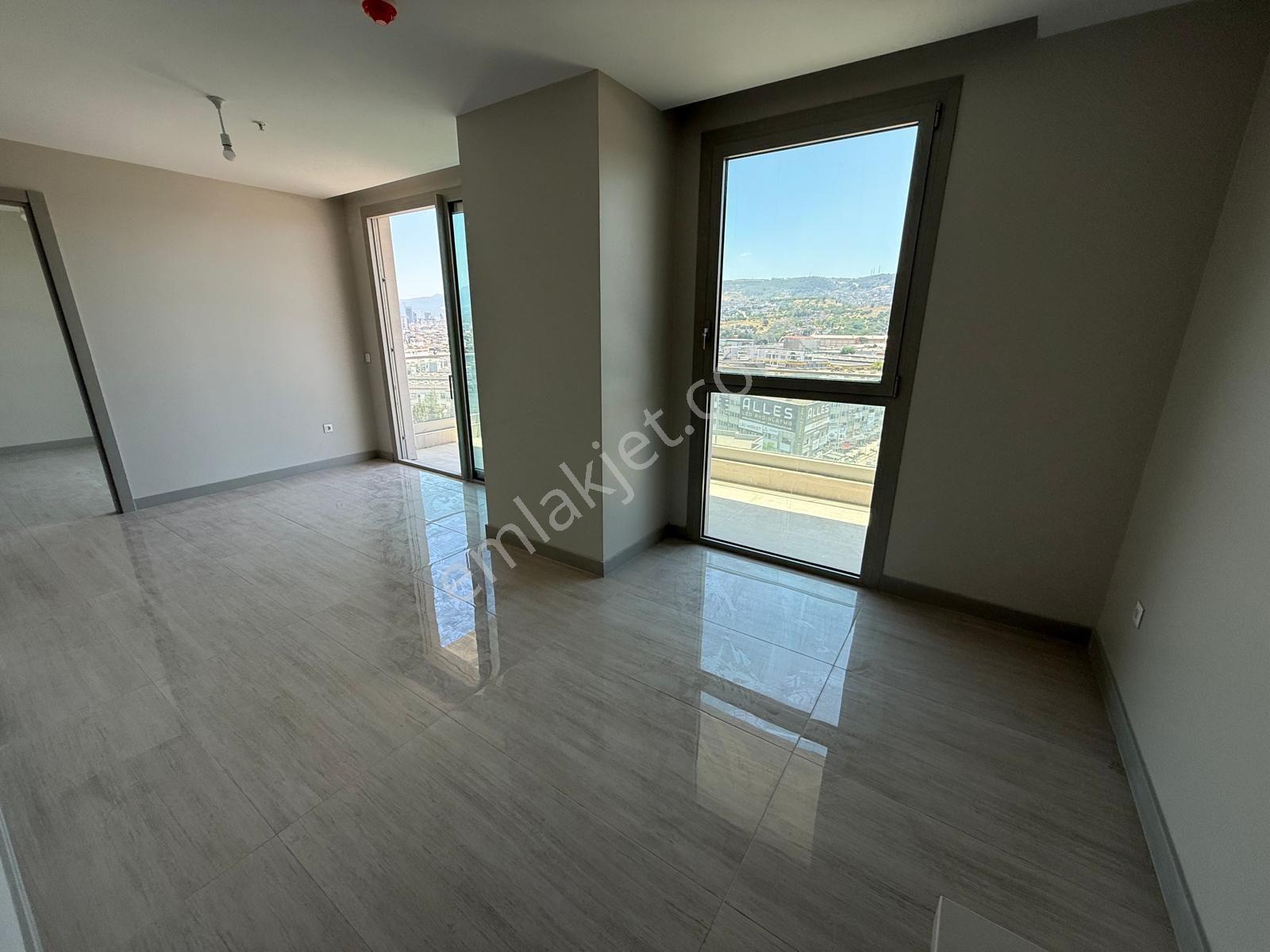 Megapol İzmir'de 1+1 İş Yeri Ve Konut Kullanımına Uygun Kiralık - Görsel 5