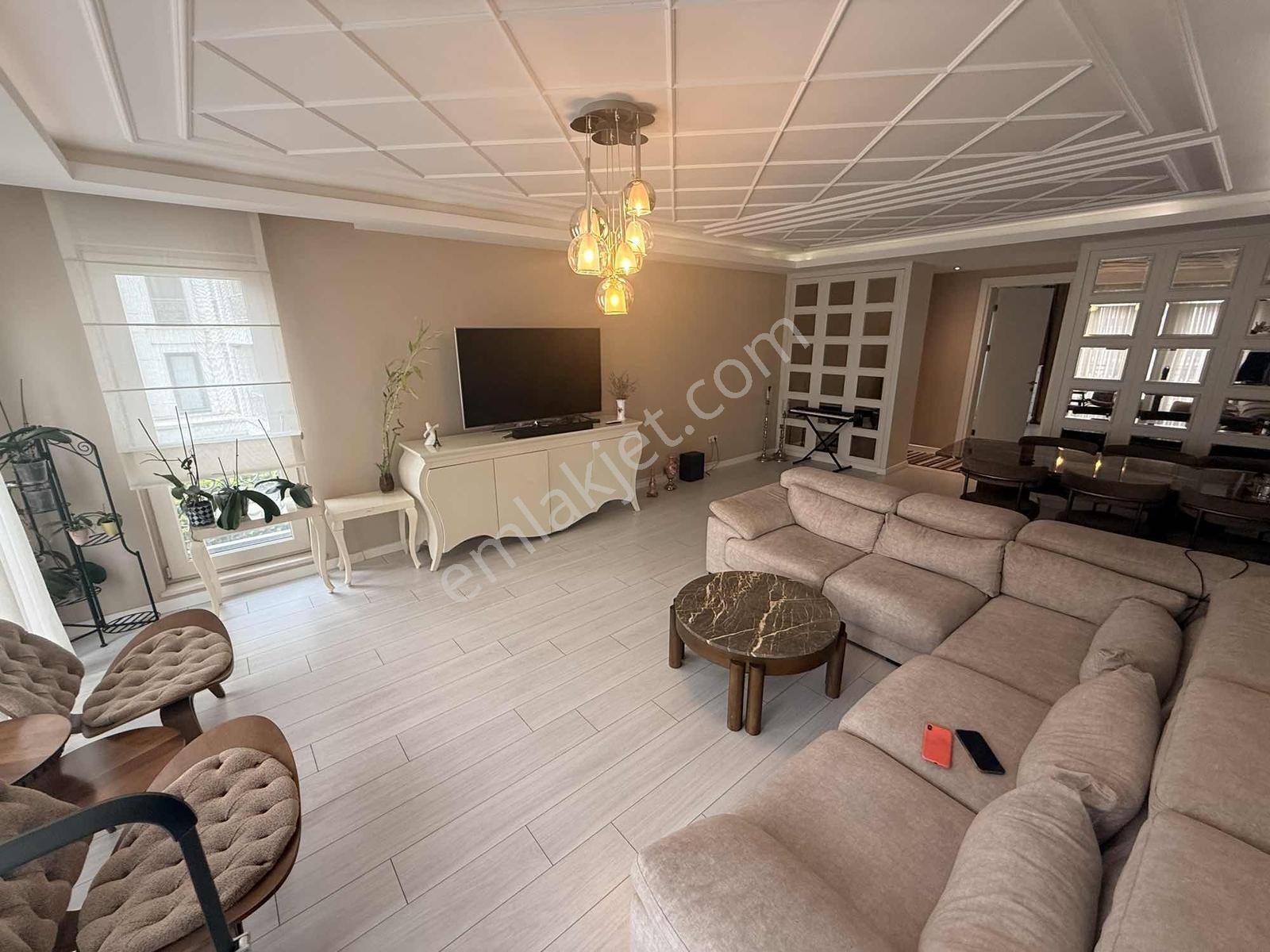 Halkalı İstanbul Sarayları Kiralık 4+1 Yalı Dairesi - Görsel 36