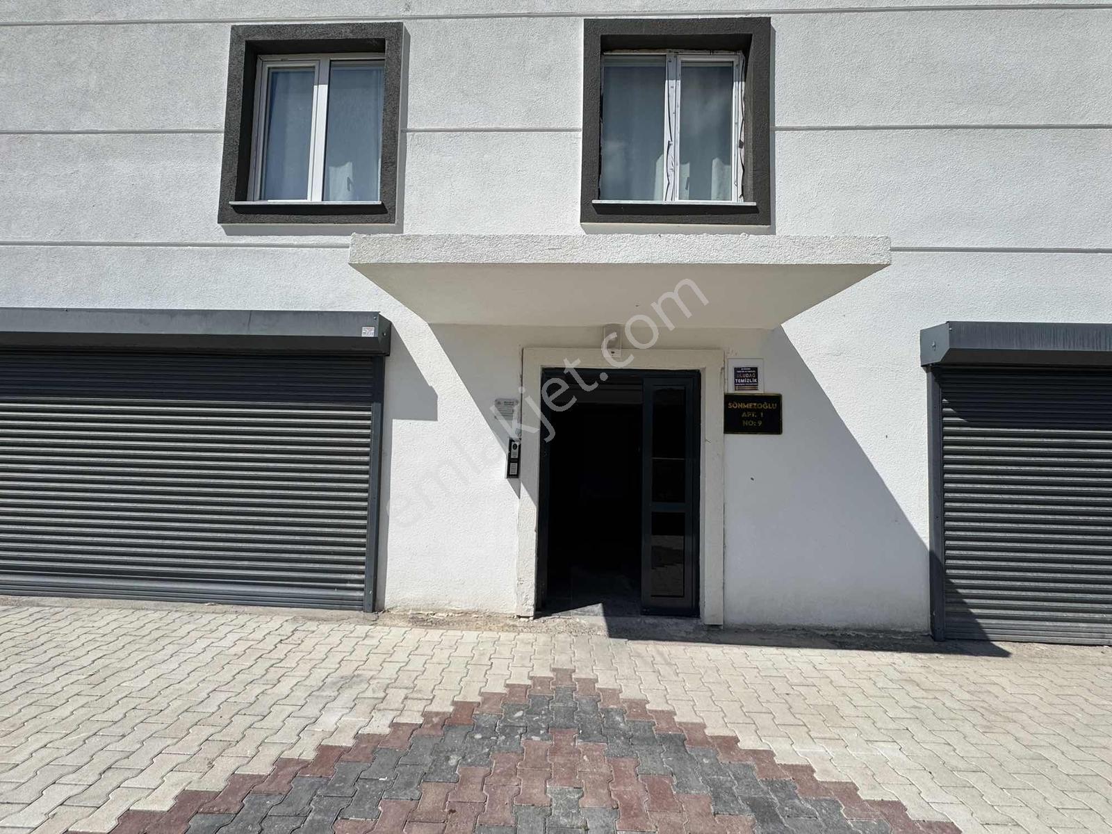 15 Temmuz Mahallesinde Amerikan Mutfaklı Kiralık 75m2 Daire - Görsel 23