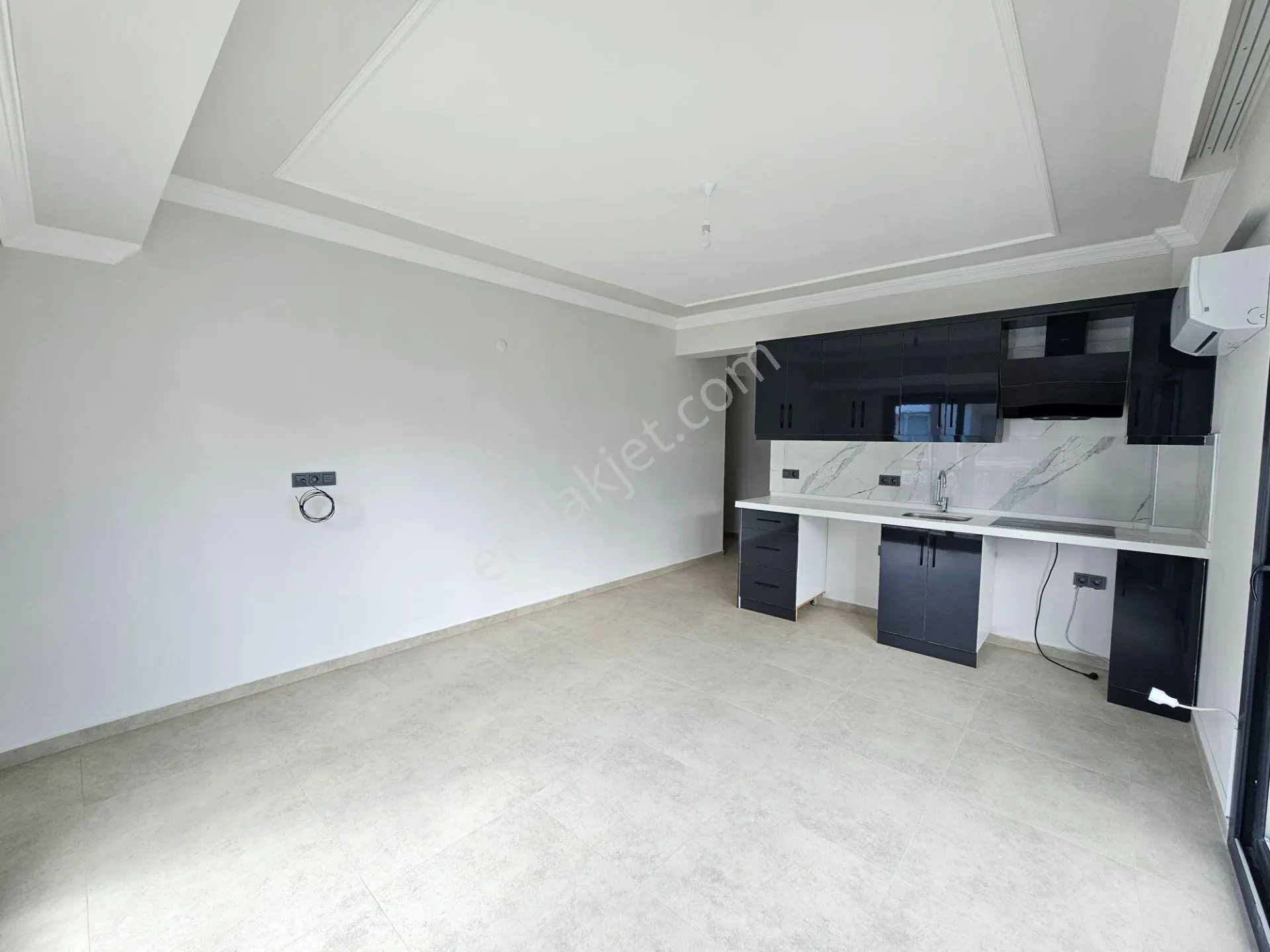 Goldhouse Dan Kiralık Daire Denize 100mt Asansörlü Binada 1+1 - Görsel 3