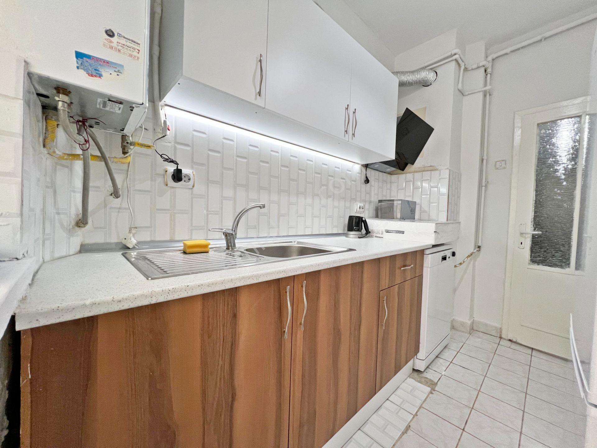 Aşağı Eğlence Mah Feneryolu Sokak'ta Yeni Eşyalı Kiralık 3+1 Balkonlu Daire!! - Görsel 15