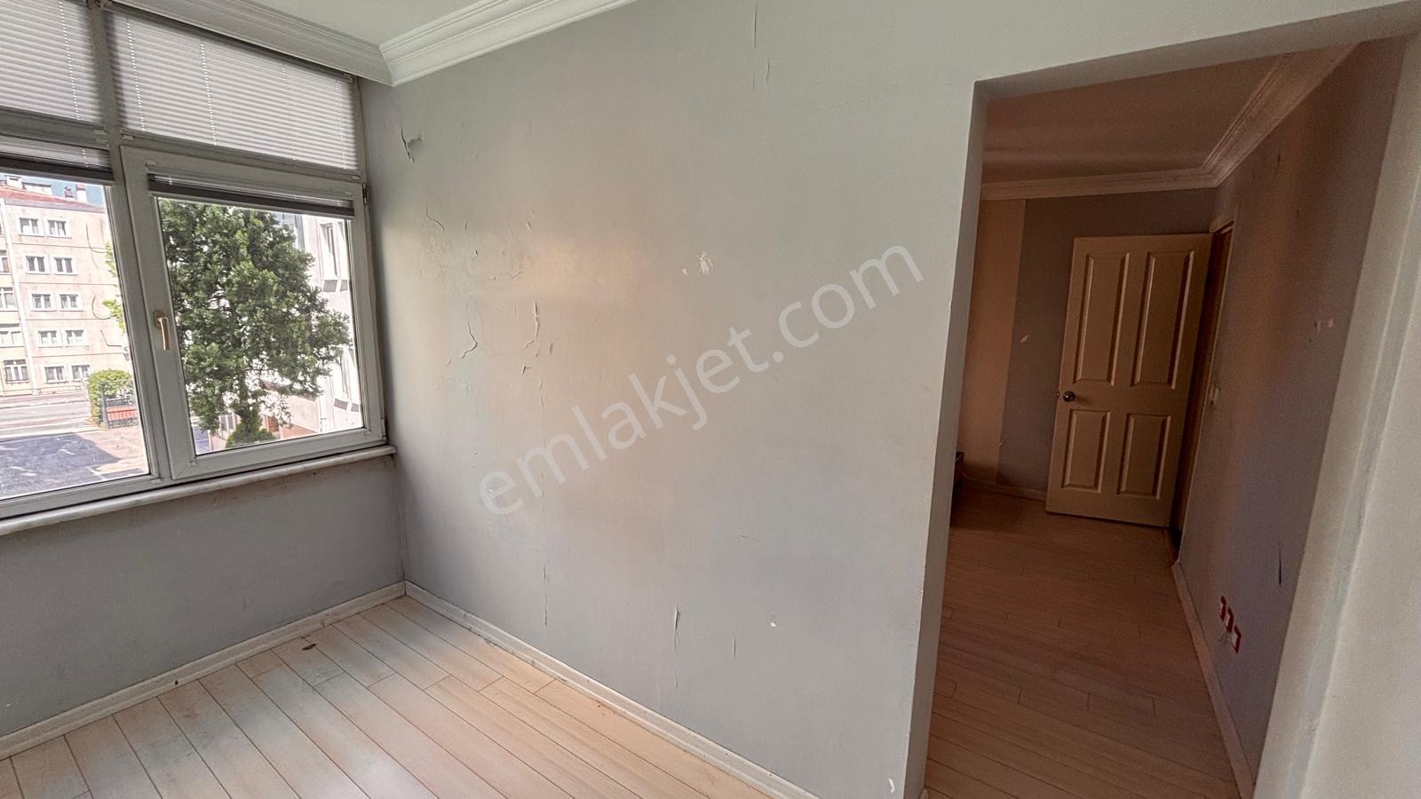 Barış Mahallesi Havuzlu Tropikal Sitesinde Kombili Daire - Görsel 22