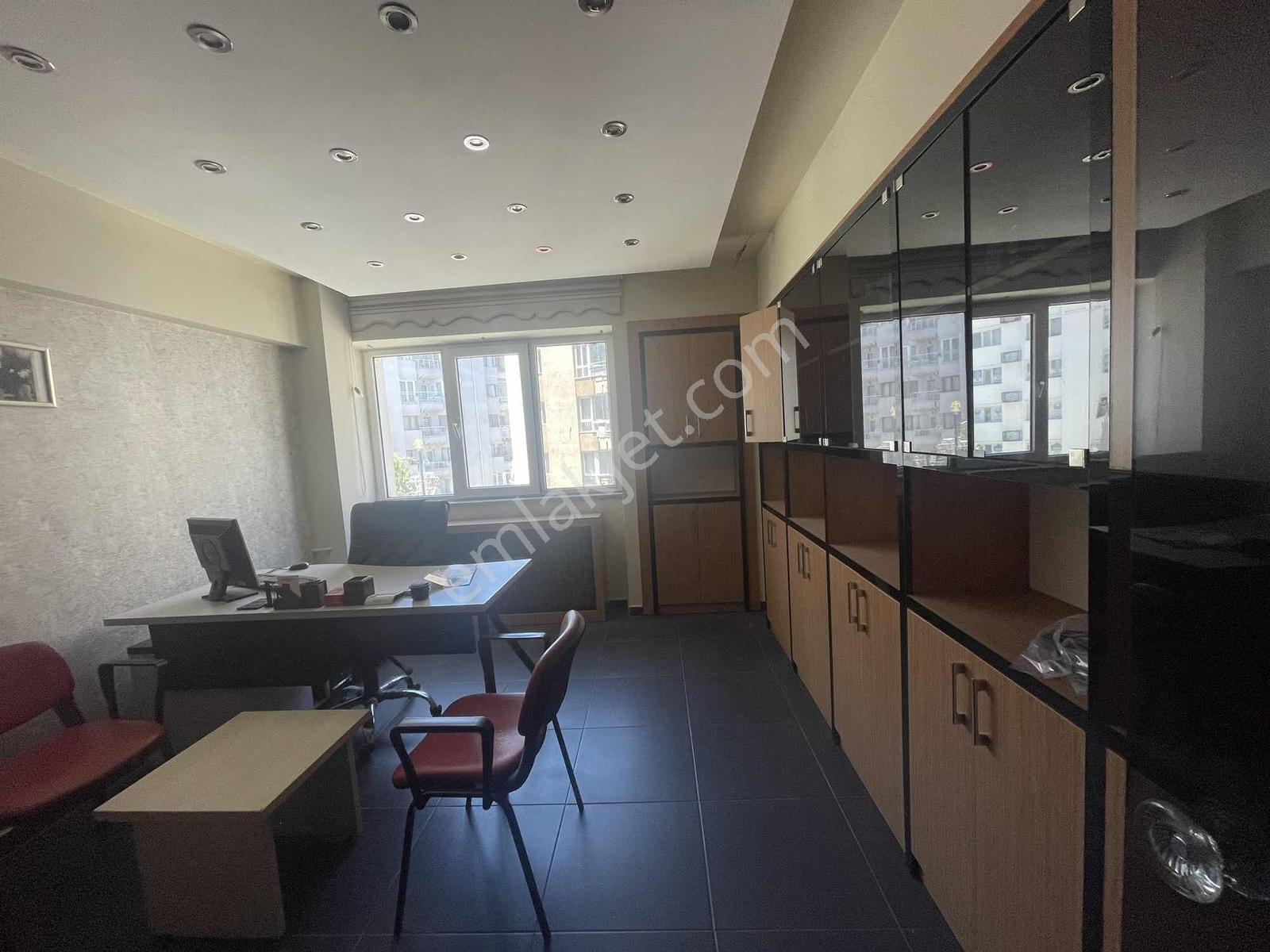 Şenyurt Sitesinde 3 Odalı Satılık İşyeri/ofis - Görsel 13