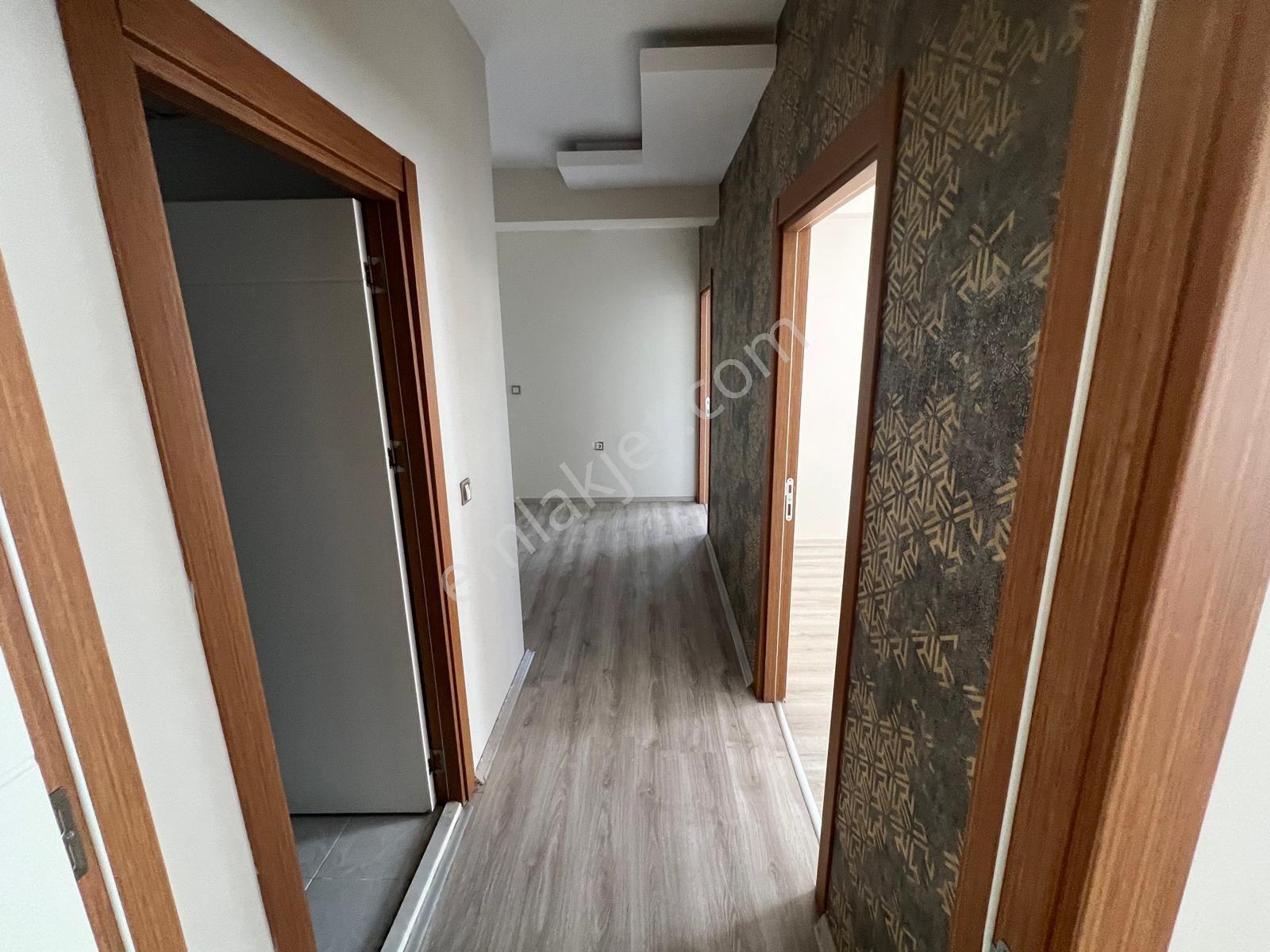 Incom Lıne Gayrimenkul Satıyor 3+1 Geniş Aile Dairesi Fabrika Mahallesi - Görsel 12