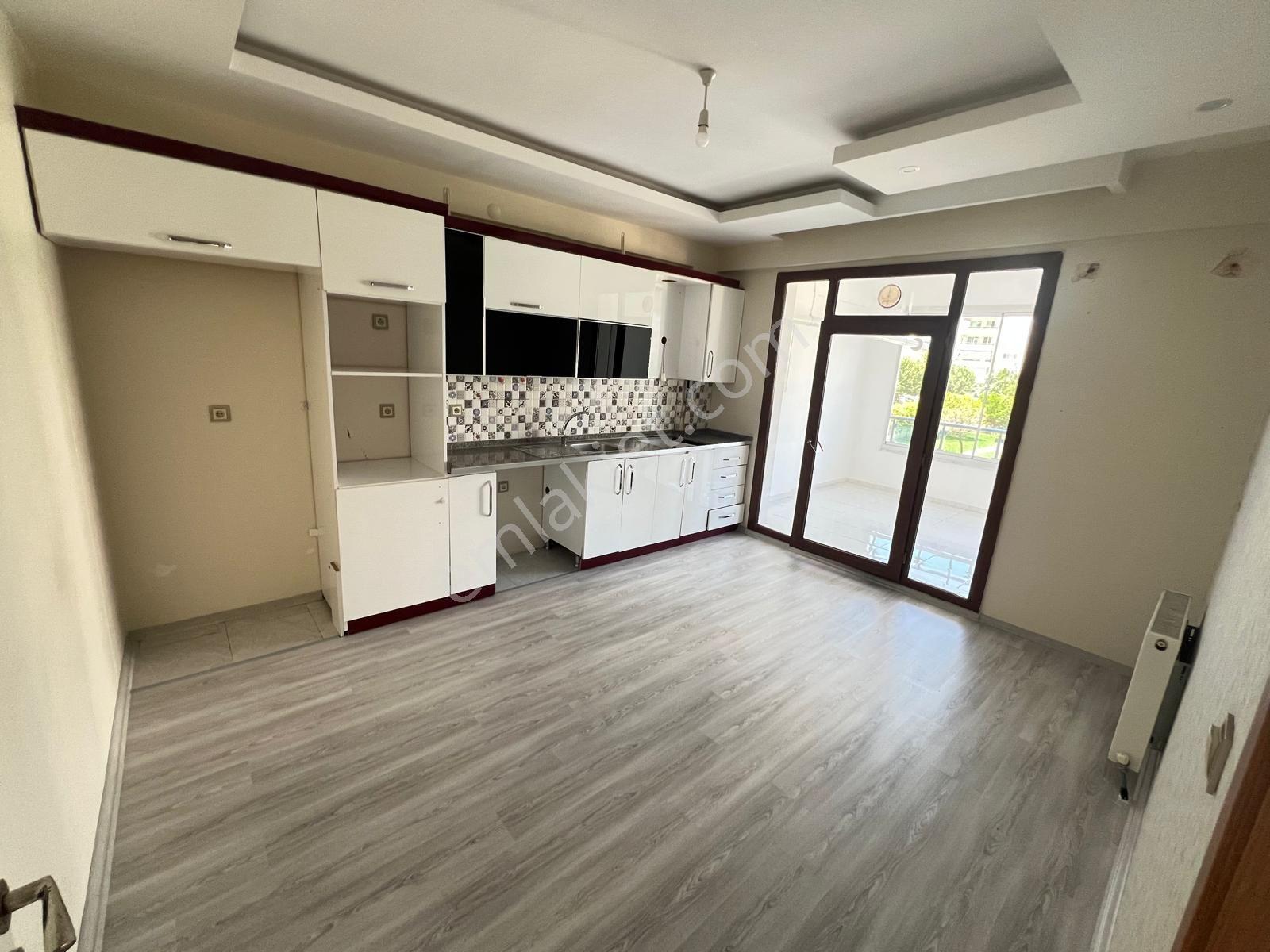 Incom Lıne Gayrimenkul Satıyor 3+1 Geniş Aile Dairesi Fabrika Mahallesi