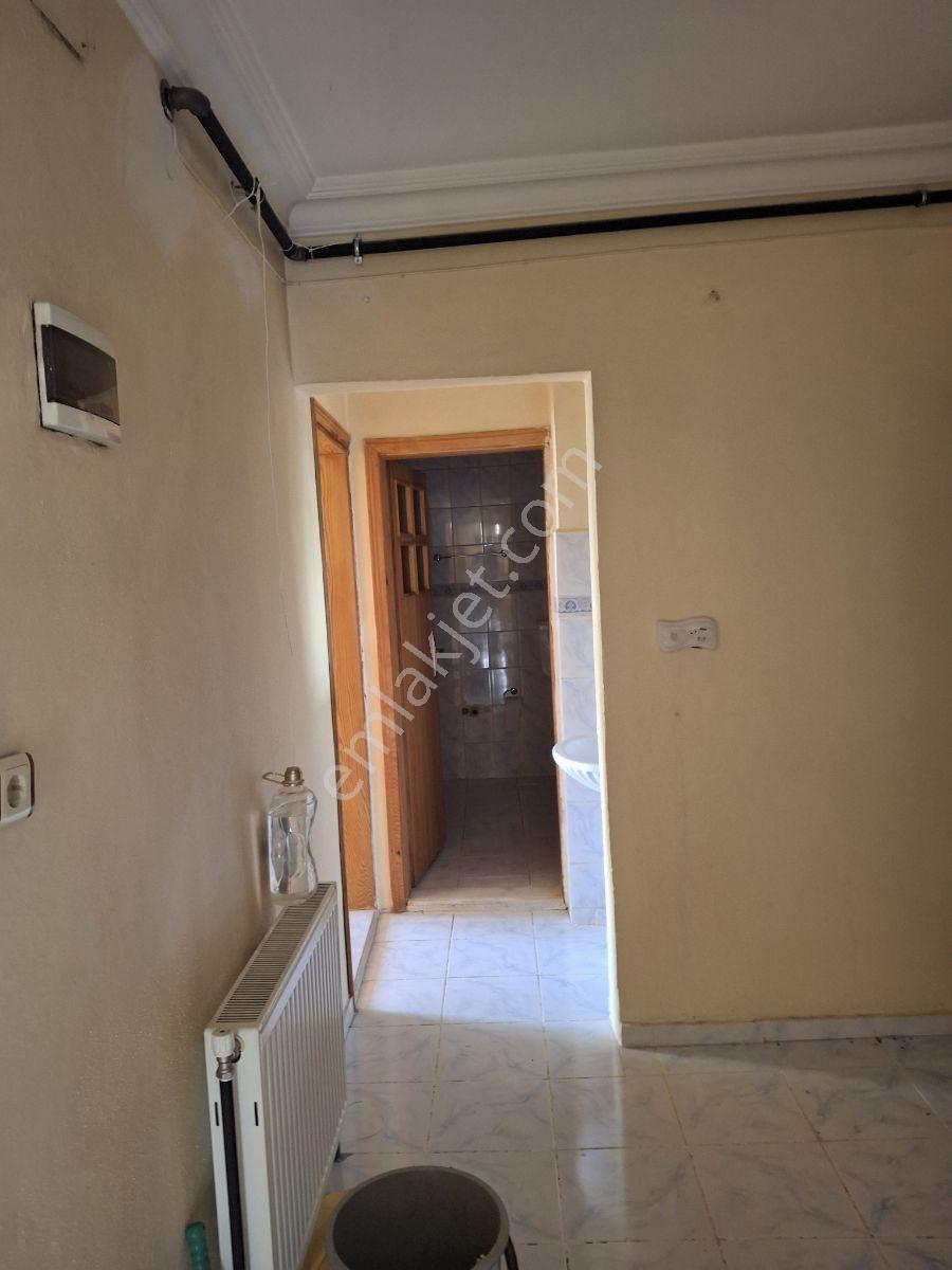 Merkezde Ali Bilir Petrol Karşısında Kiralık Daire - Görsel 8