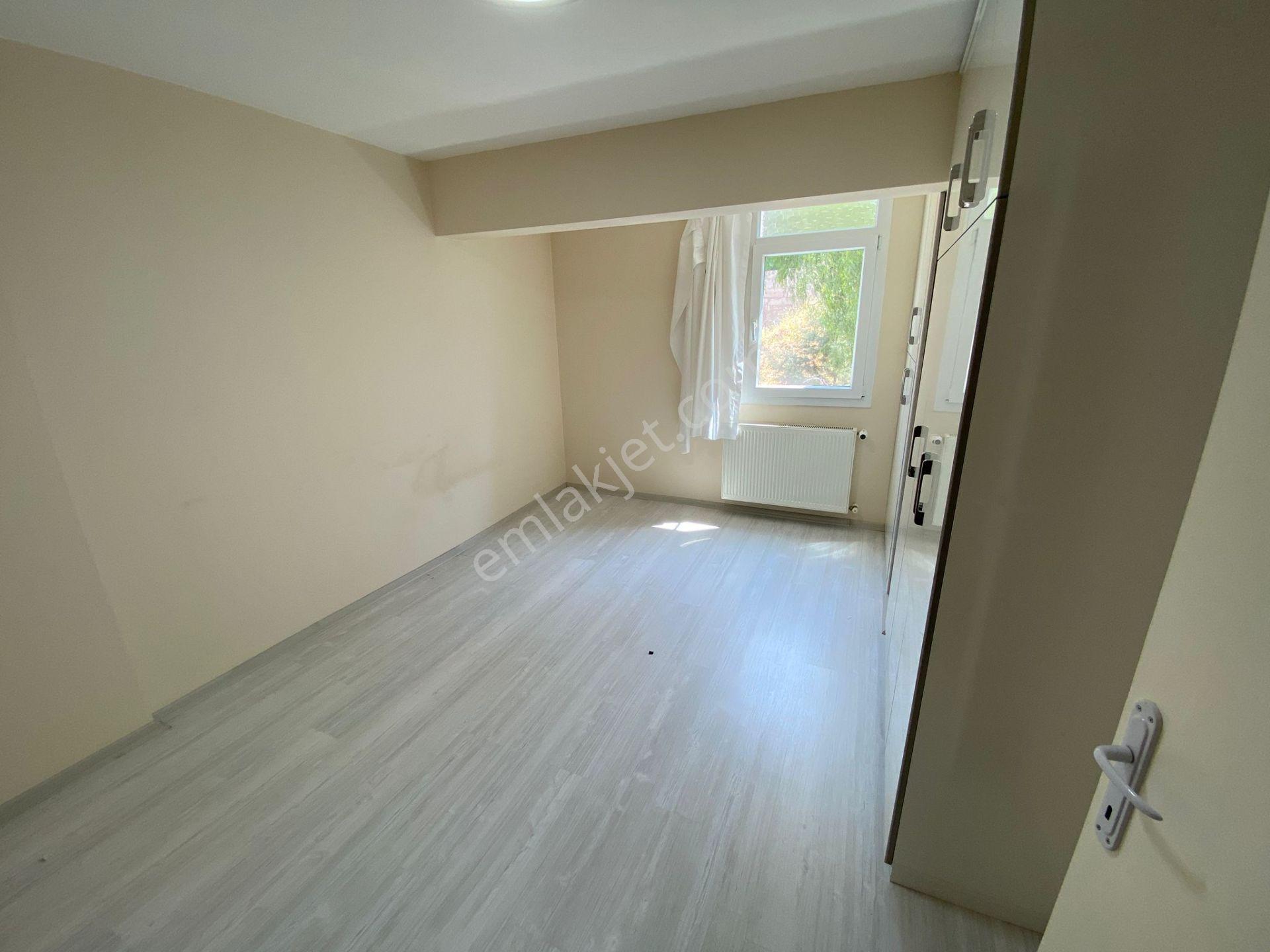 Balçova Çetin Emeç'te Satılık 3+1 Tadilatlı Ferah Daire - Görsel 12