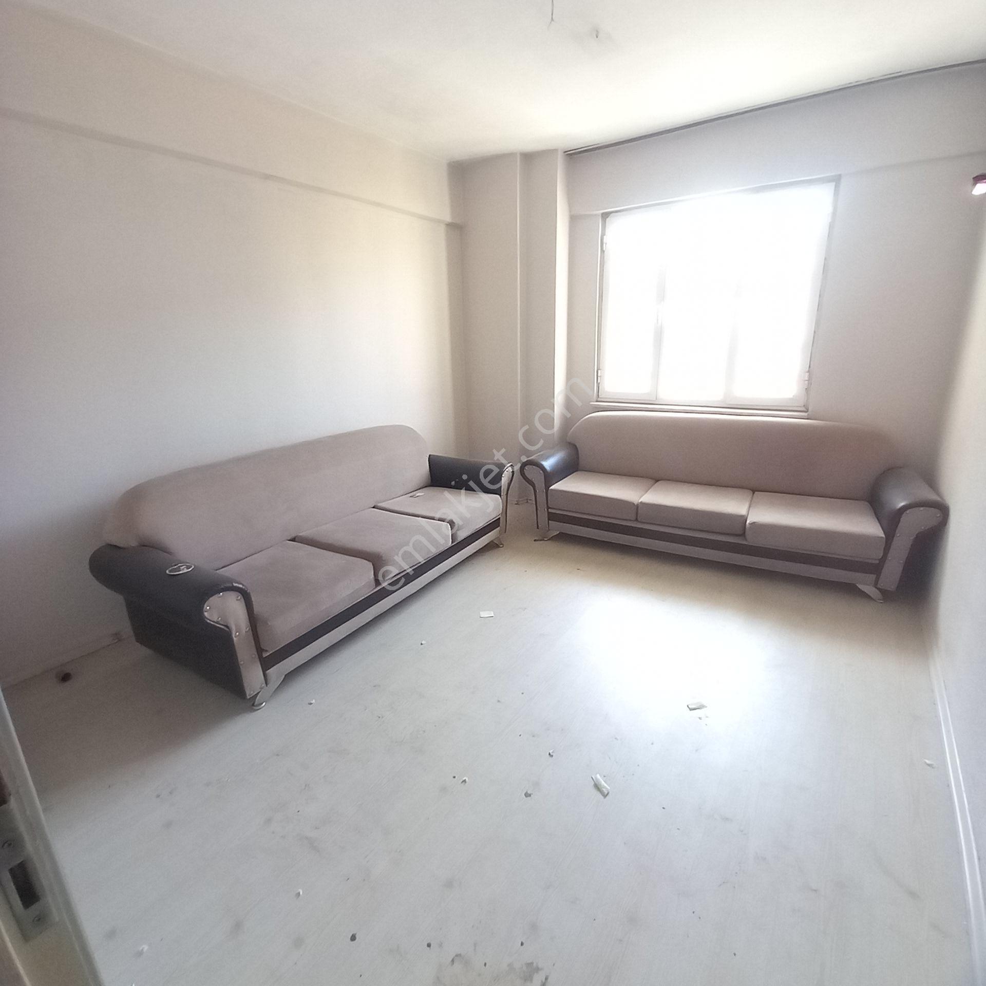 Dönertaş Emlak Tan Aydın Nazilli Karaçay'da 125 M² Geniş, Balkonlu Kiralık 3+1 - Görsel 8