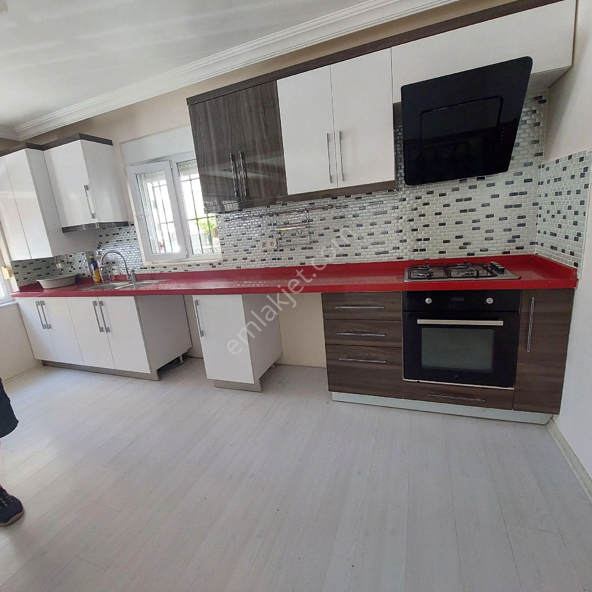 Antalya, Deniz Mahallesi'nde, Satılık, 2+1 Giriş Daire - Görsel 4