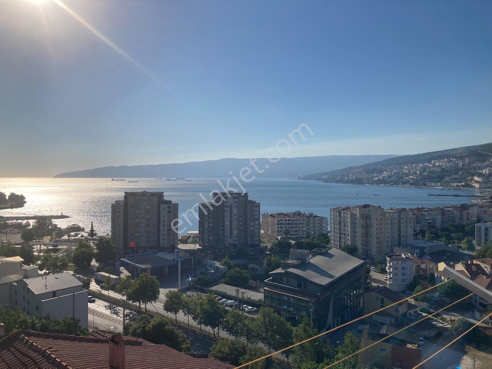 Satılık Süper Körfez Manzaralı Daire - Görsel 12