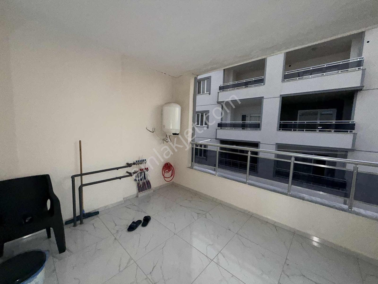 Acar Emlaktan Devrim Mah. Acil Satılık 3+1 185 M2 Lüks Daire - Görsel 13
