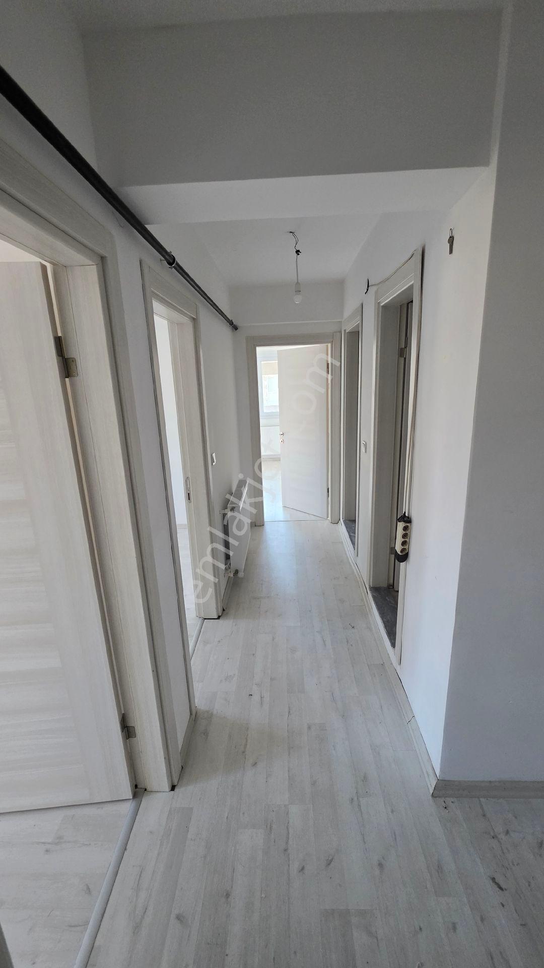 Söke Emlak Ofisinden Cumhuriyet Mahallesinde Kiralık Daire - Görsel 7