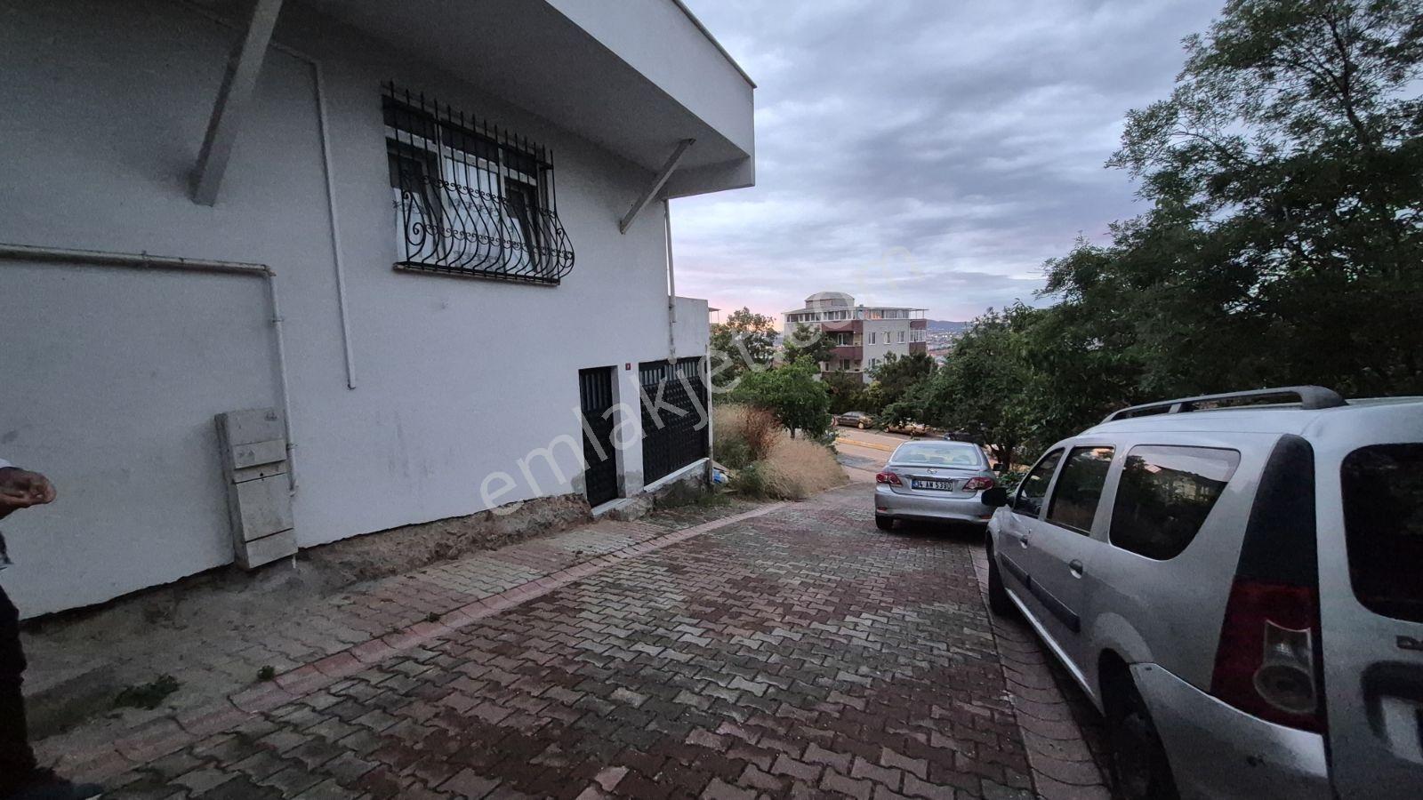 80 M² Kiralık Depo Üsküdar Ferah Mah M.akif Ersoy Cad Üzerinde - Görsel 4