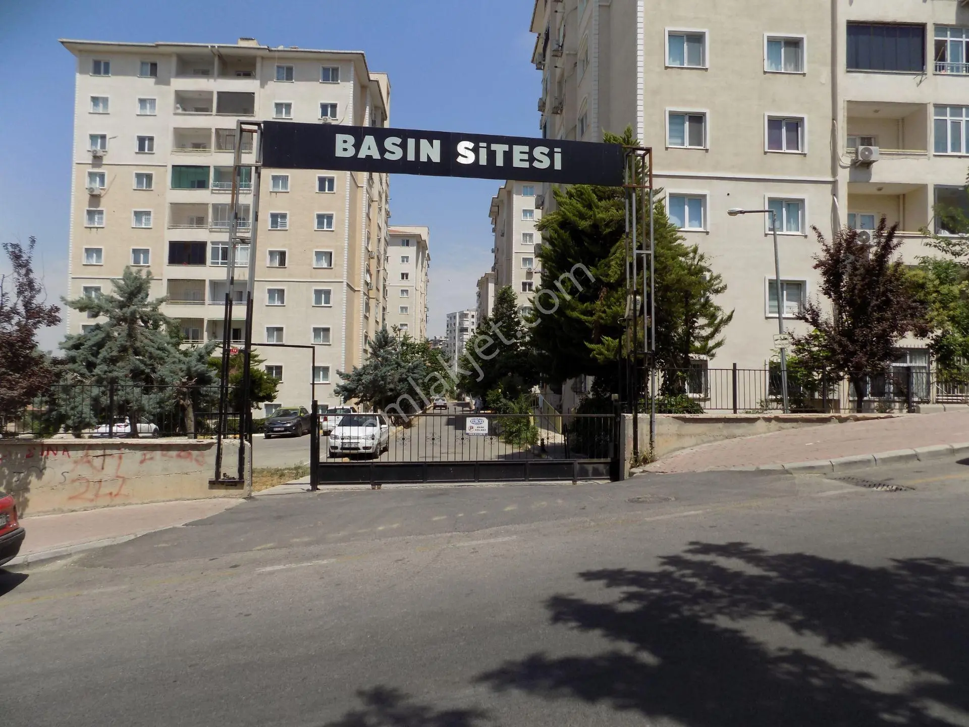 Karaköprü Basın Sitesi 3+1 Doğalgazlı, Asansörlü 3+1 Yerler Parkeli 170 M2 2. Kat Daire - Görsel 26