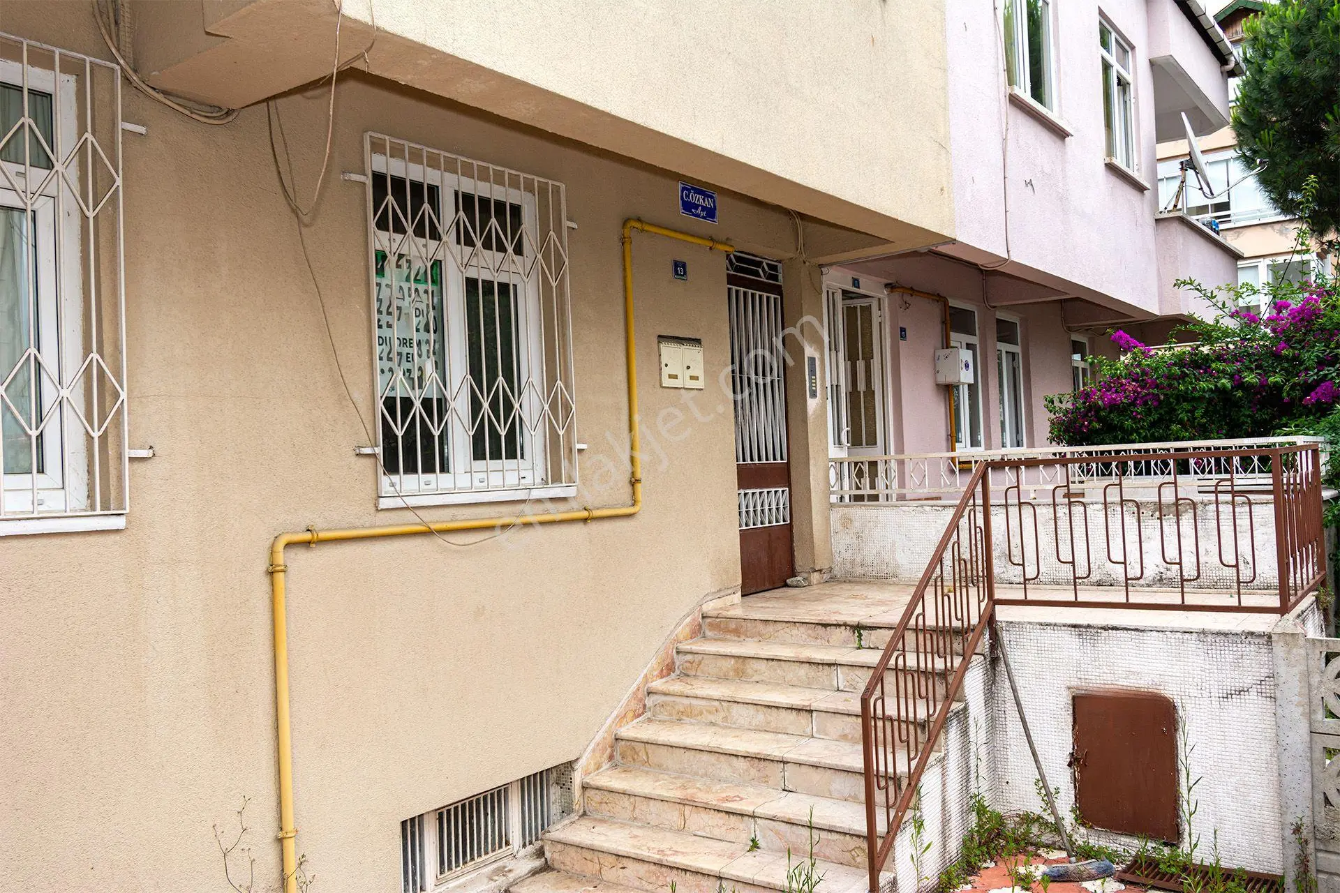 Ordu Akyazı Mah. 260 M² Arsa İçinde Satılık 4 Katlı Bahçeli Bina - Görsel 5