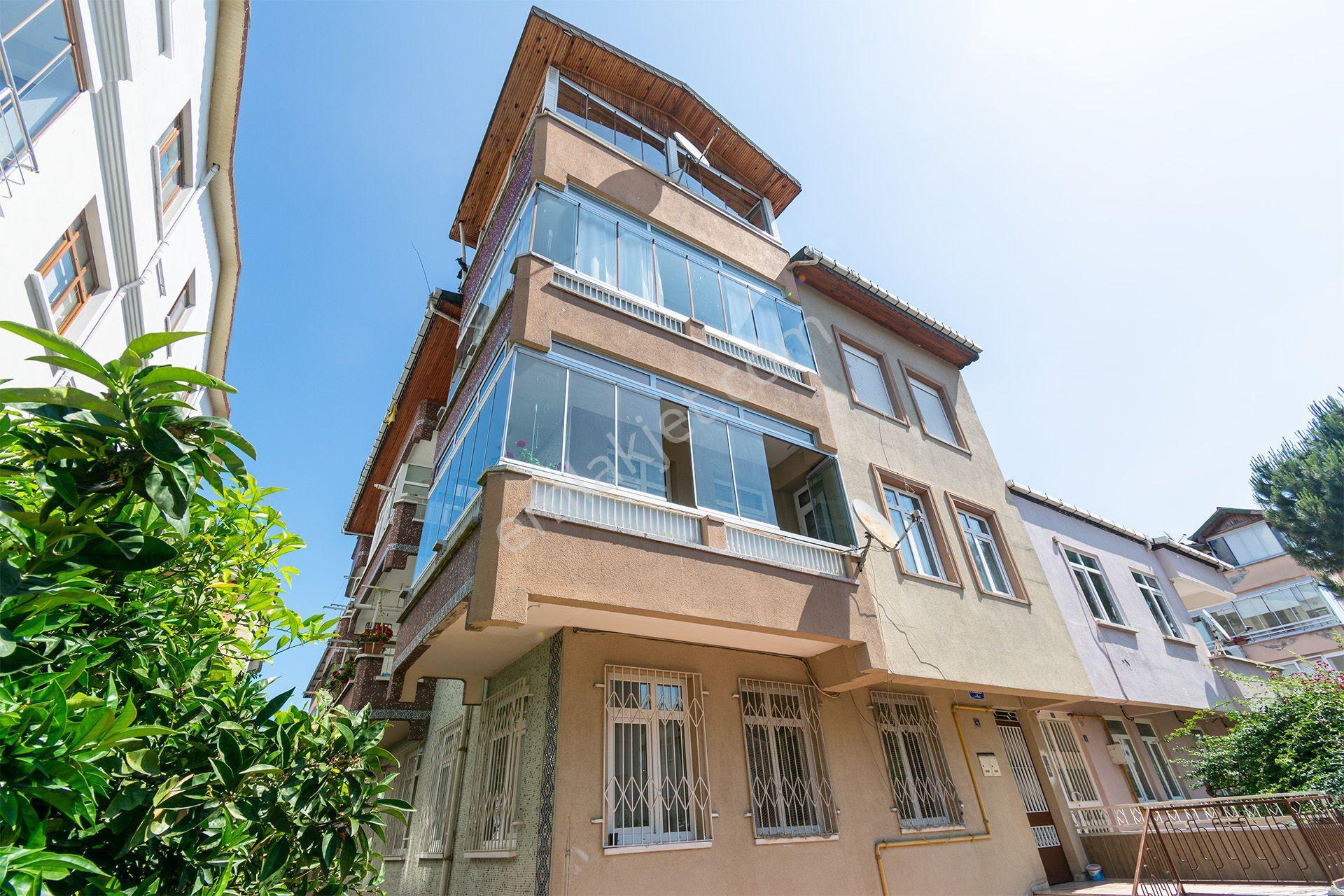 Ordu Akyazı Mah. 260 M² Arsa İçinde Satılık 4 Katlı Bahçeli Bina - Görsel 2