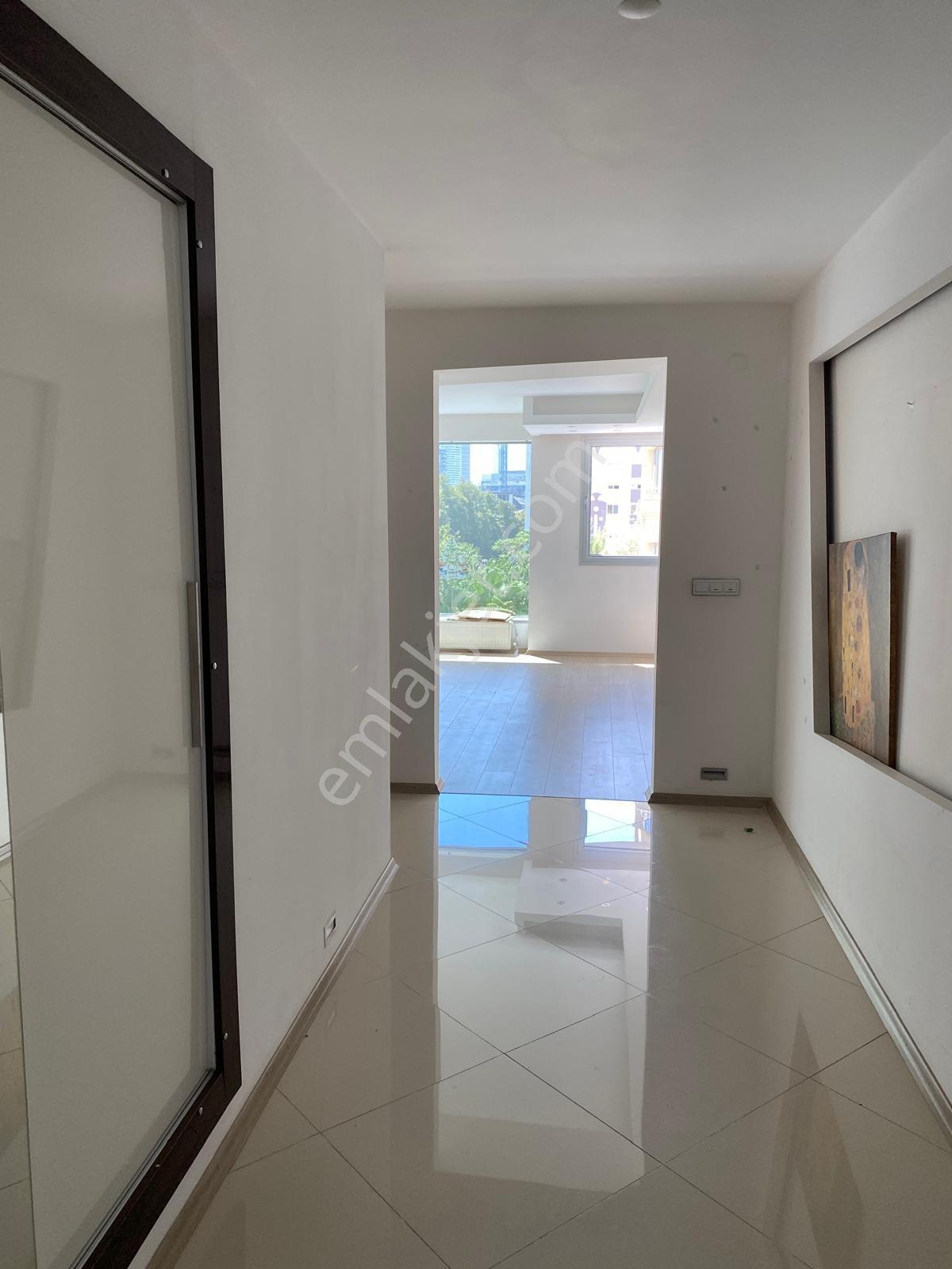 Bornova Mansuroğlu'nda Site İçinde 3+1 Satılık Daire - Görsel 17