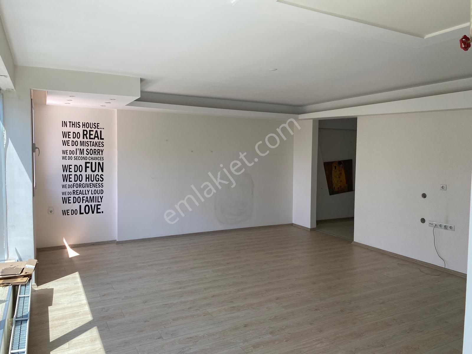 Bornova Mansuroğlu'nda Site İçinde 3+1 Satılık Daire - Görsel 6