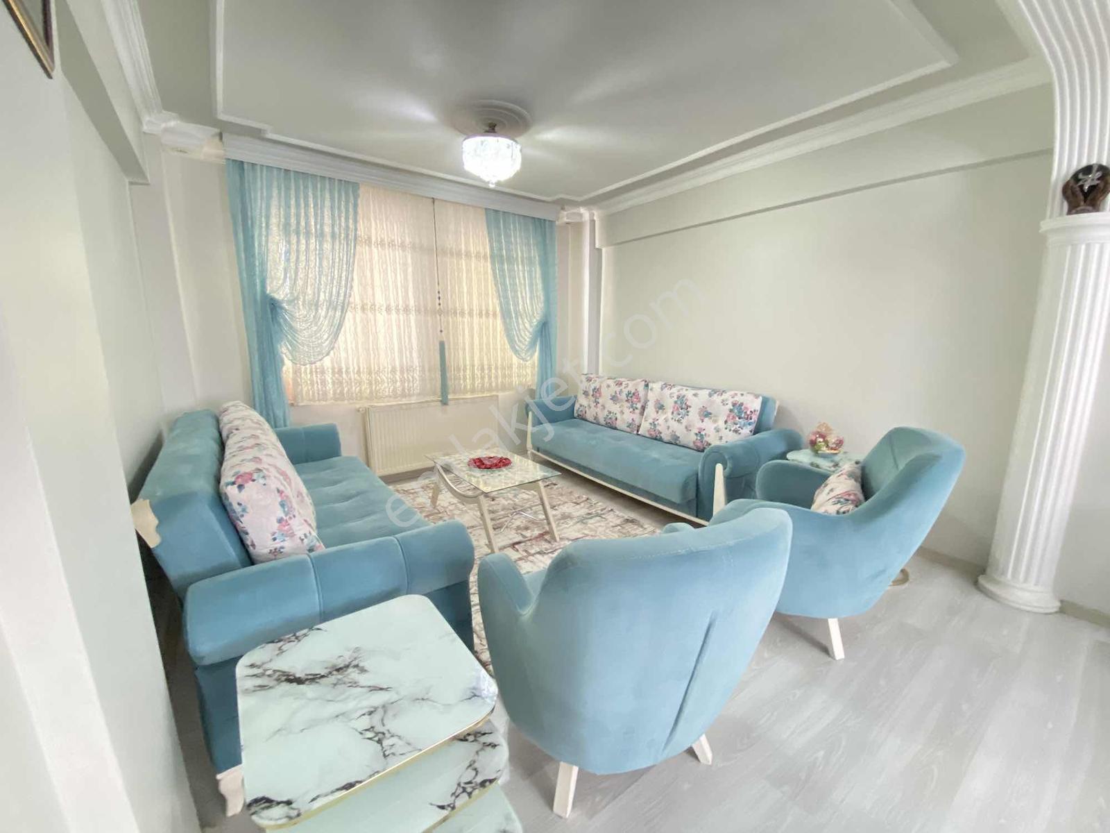 Üçevler'de Cadde Üzeri Satılık Kapalı Garajlı Bahçeli Villa - Görsel 24