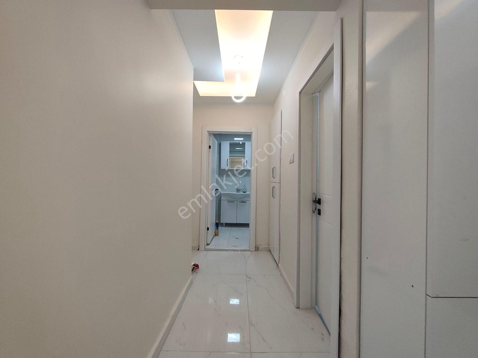 Yılmaz Gayrimenkulden Tandoğan Mah 3+1 Arakatta 135m2 Lüx Yapılı 4.149 Pazarlıklı Daire - Görsel 17