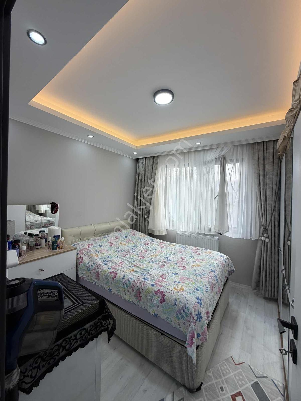 Emlak Center'dan 50.yıl Mah. 3+1 Açık Mutfak Ebeveyn Banyolu - Görsel 15