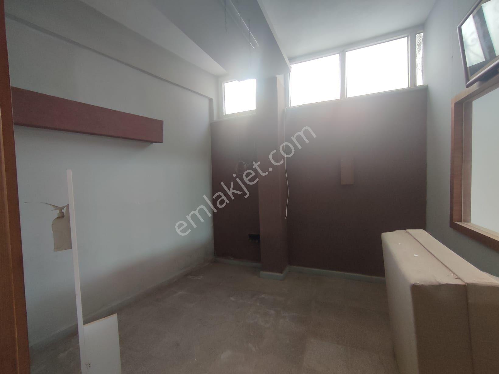 Bursa Osmangazi Panayırda Kiralık İş Yeri Atölye - Görsel 14