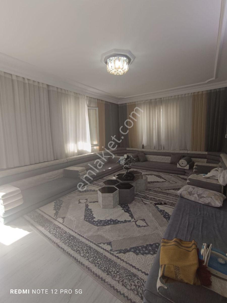 Babacandan Yenişehirde Doğalgazlı-230m2-bakımlı 4+1 - Görsel 3