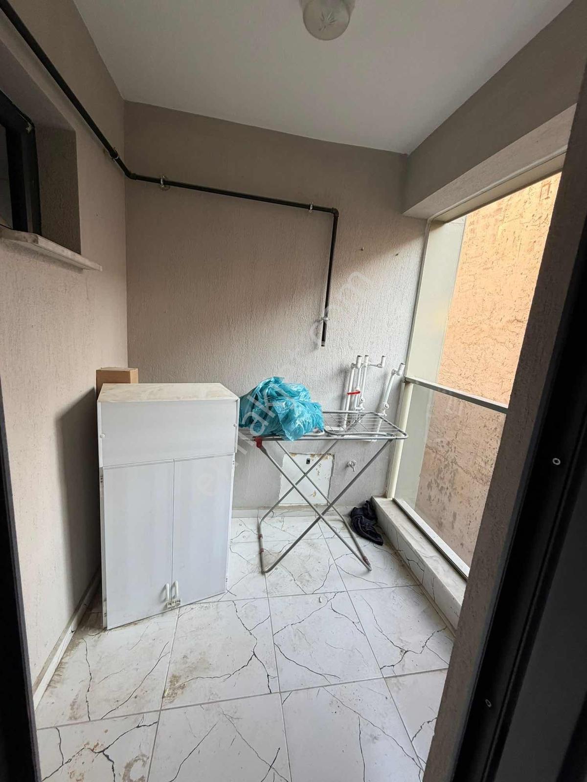 Emlak Center'dan Muradiye Mah. 1+1 Arakat Eşyalı Kiralık Daire - Görsel 7