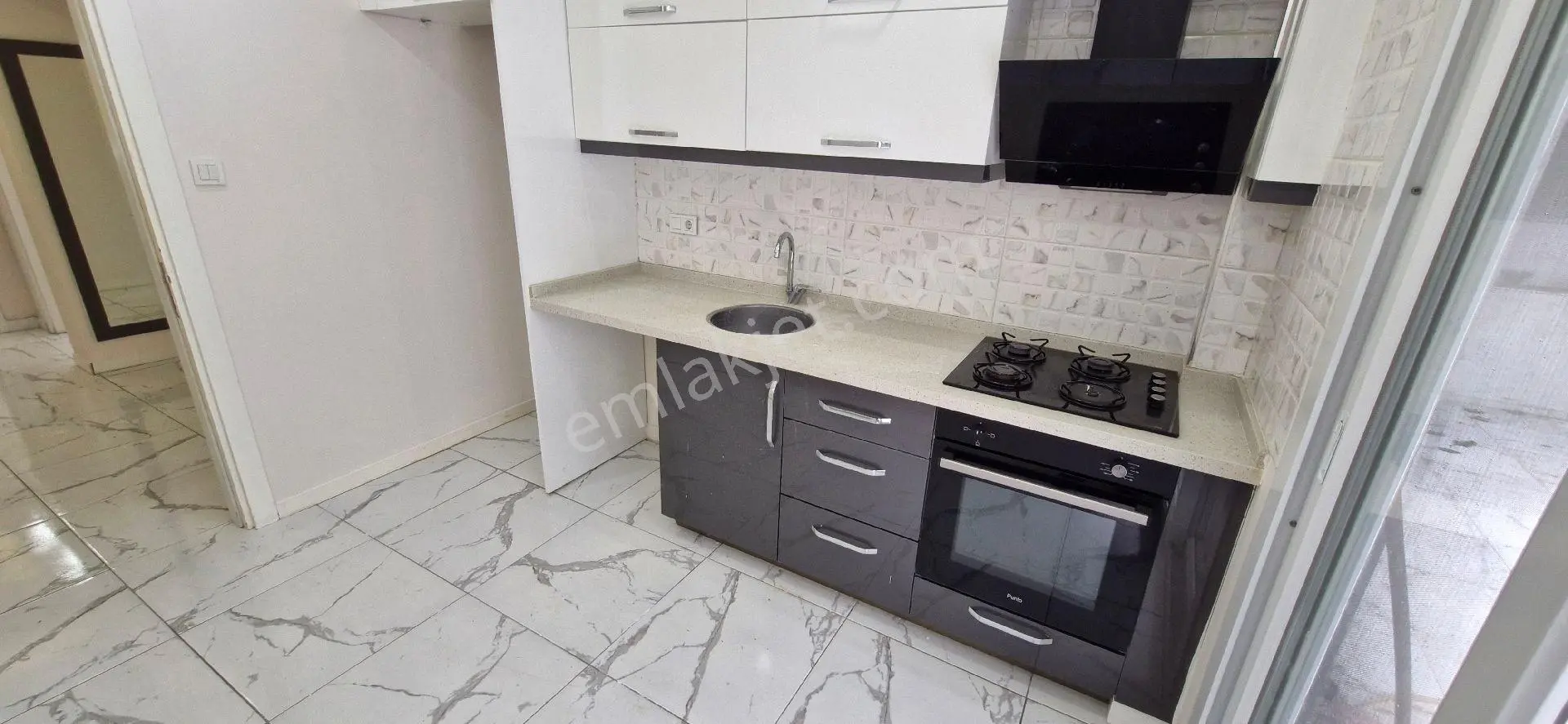 İzmir Balçova Onur Mah Jeotermalli 3+1 Çift Cepheli Klimalı İçi Bakımlı Satılık Daire - Görsel 4