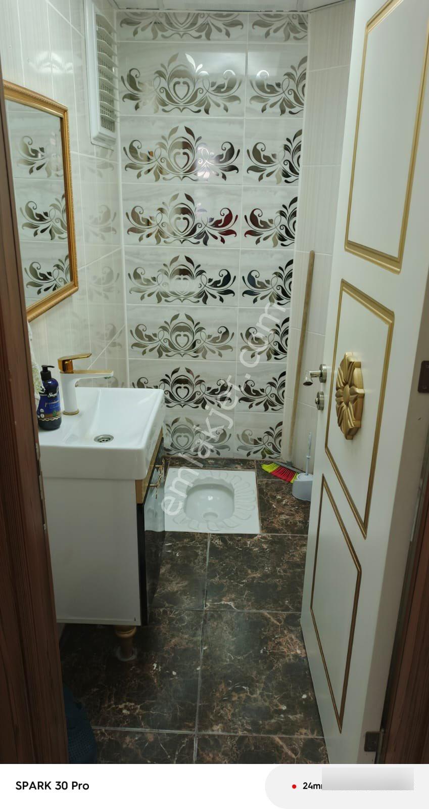 Üçkuyular 4+1 - 190m² Yapılı Fırsat Daire - Görsel 15