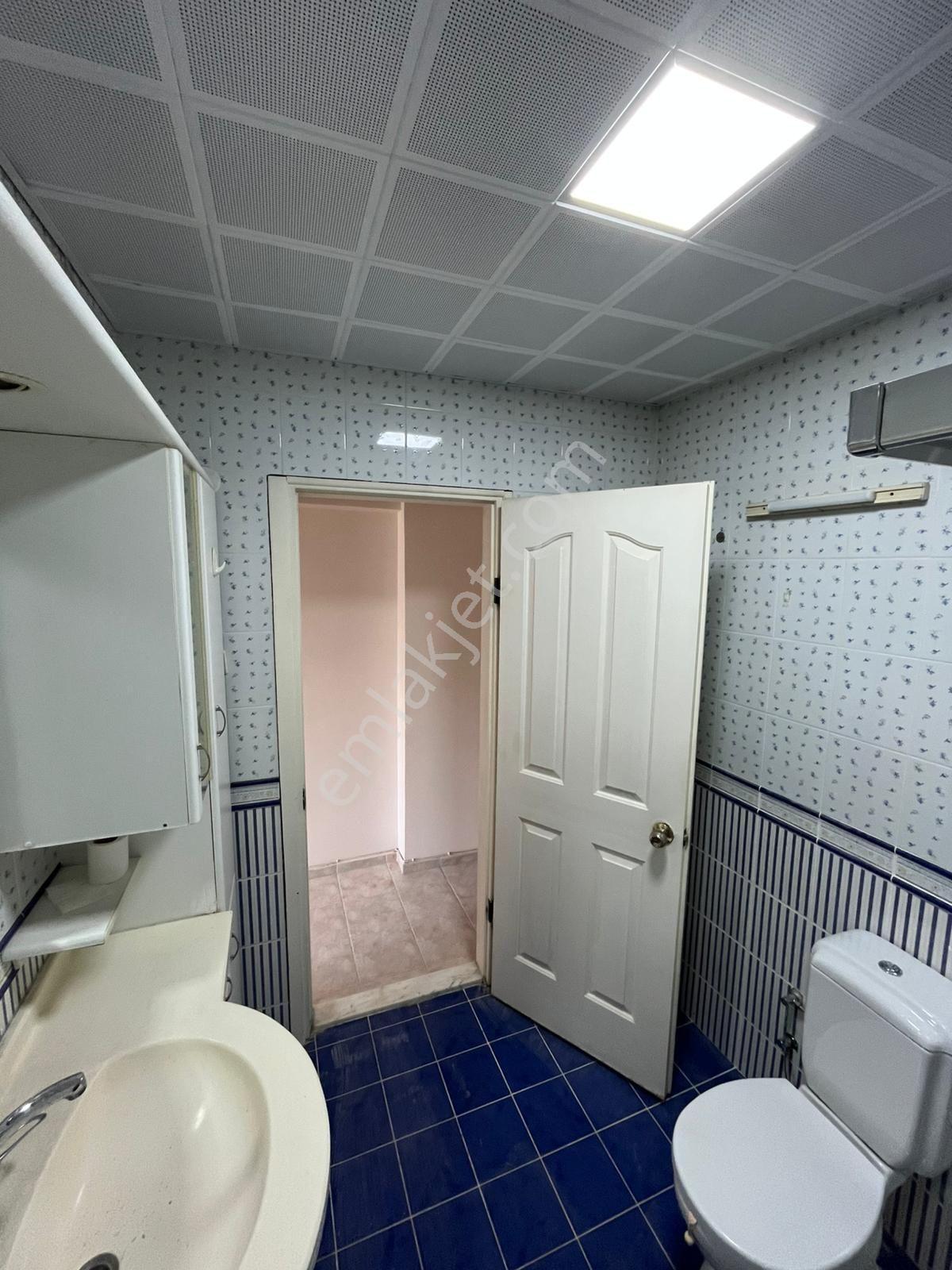 Bostanlıda Merkezi Konumda, Ferah, 3+1 Kiralık Daire - Görsel 24