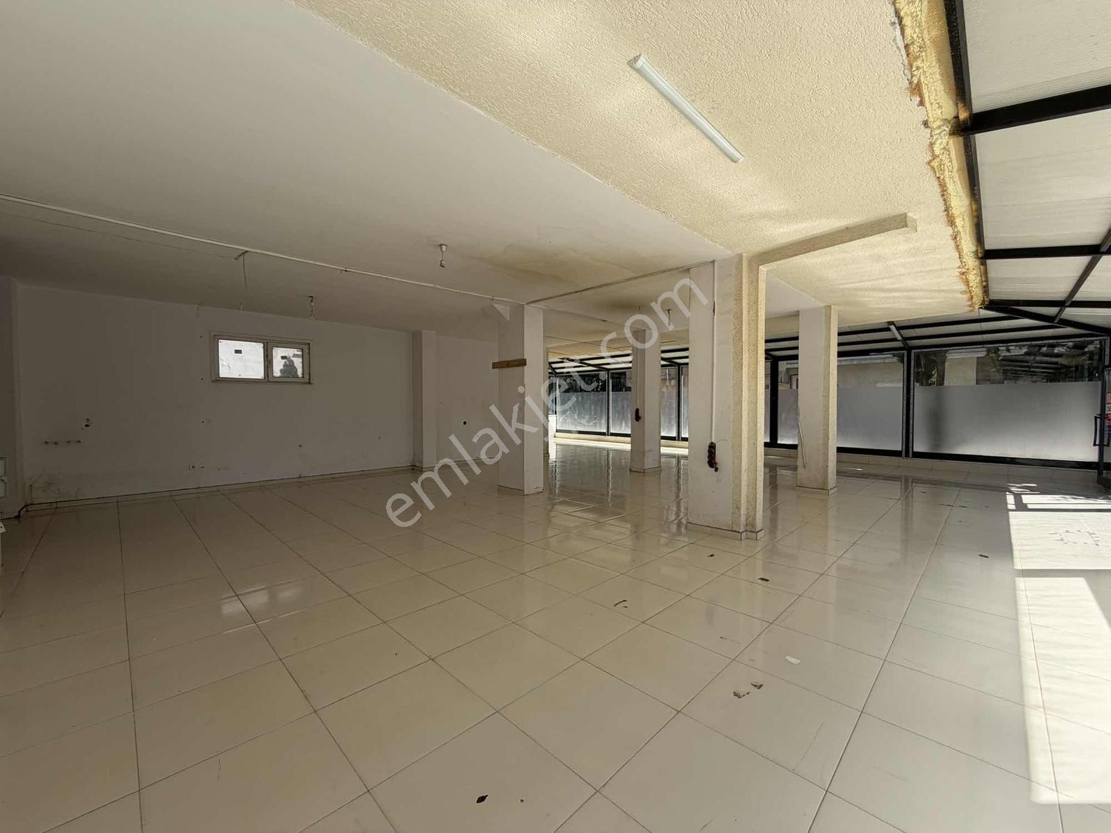 Çekmeköy Çatalmeşe'de 450 M2 Satılık Dükkan-yatırıma Uygun - Görsel 10