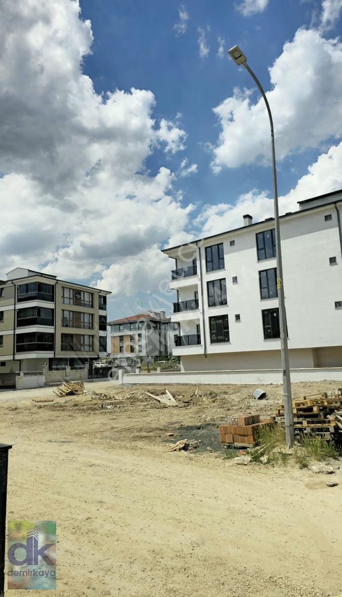 Çamlıca Mah. 282 M2 Satılık Arsa - Demirkaya Emlak