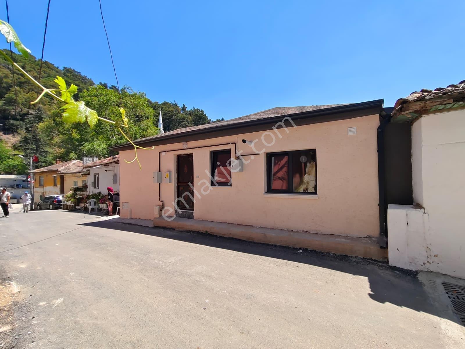 Mudanya Işıklı Köyünde Satılık 2 Katlı 4+1 Müstakil Ev - Görsel 20