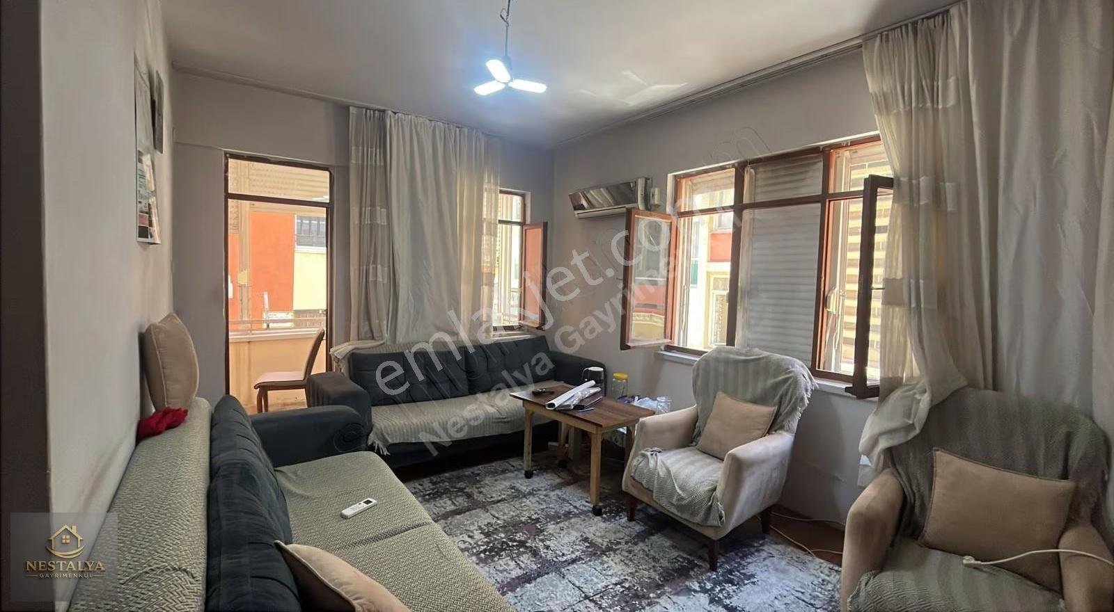 Muratpaşa Mah Markantalya 2dk Mesafede 3+1 120m2 Satılık Daire