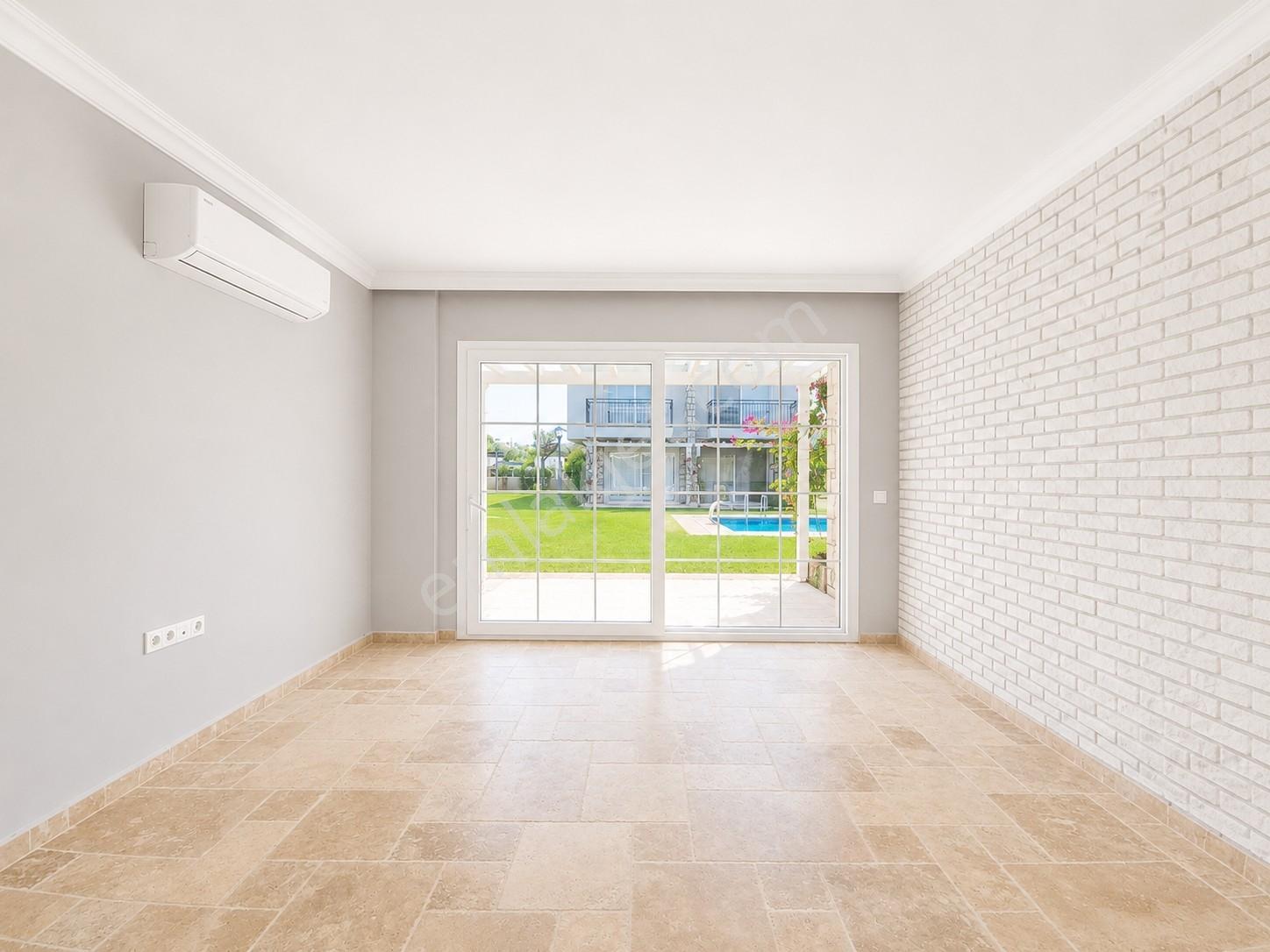 Umas Solutıon'dan Havuzlu Site İçinde - Modern Konsept 3+1 Villa - Görsel 23