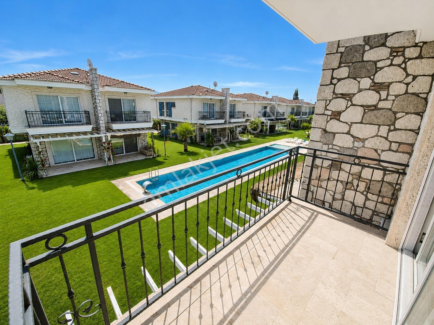 Umas Solutıon'dan Havuzlu Site İçinde - Modern Konsept 3+1 Villa - Görsel 18