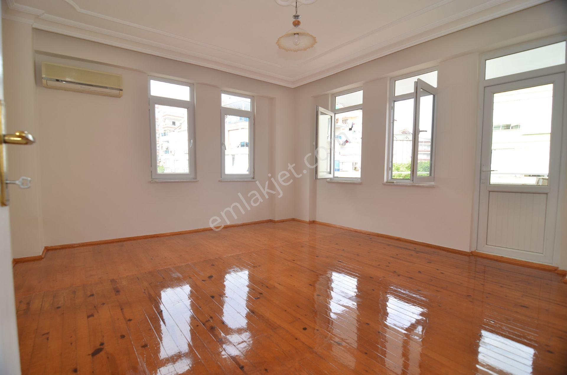Alanya Saray Mahallesinde 3+1 Kiralık Daire - Görsel 9