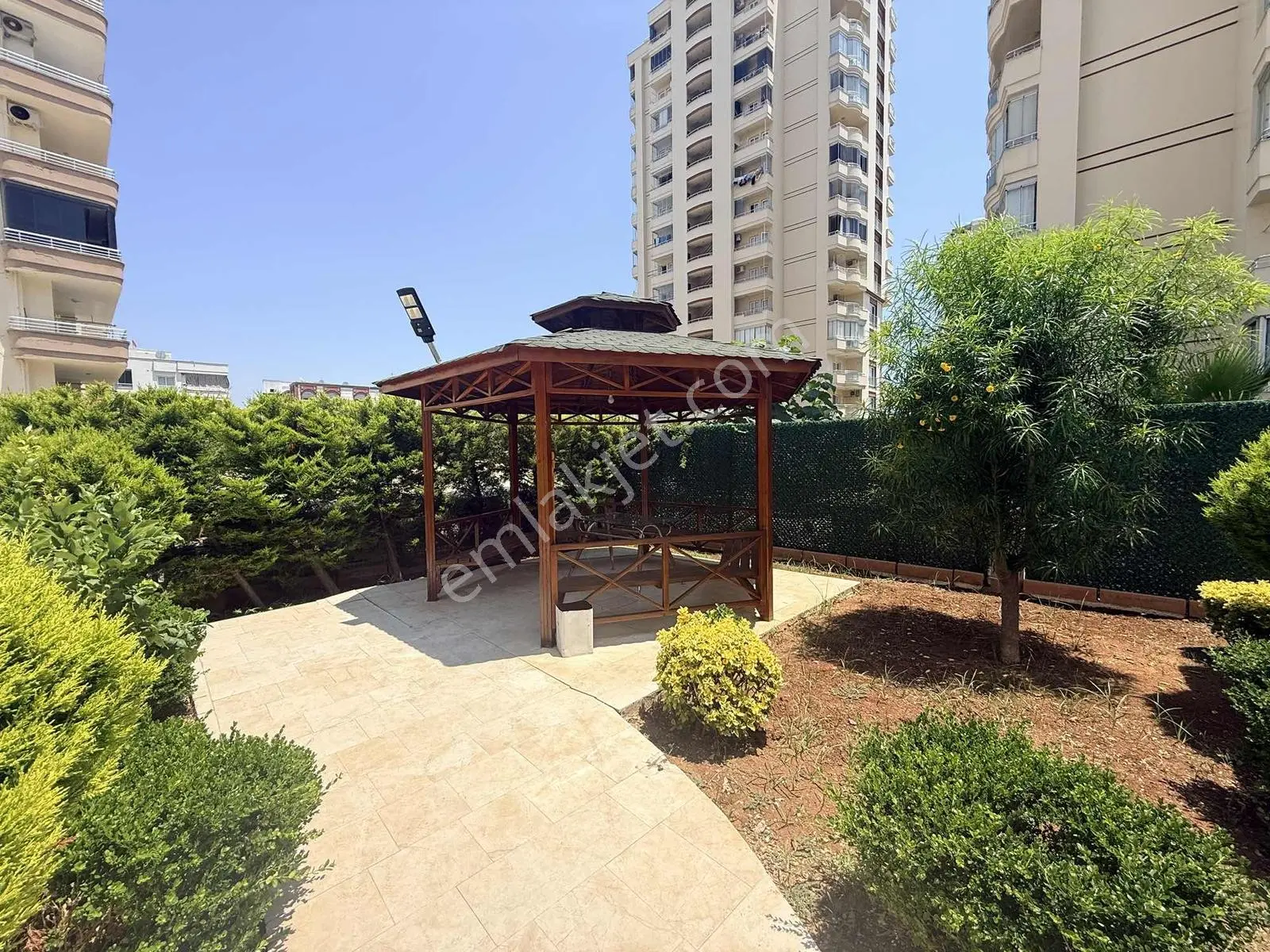Yenişehir Bahçelievlerde Site İçerisinde Satılık 3+1 Daire - Görsel 3