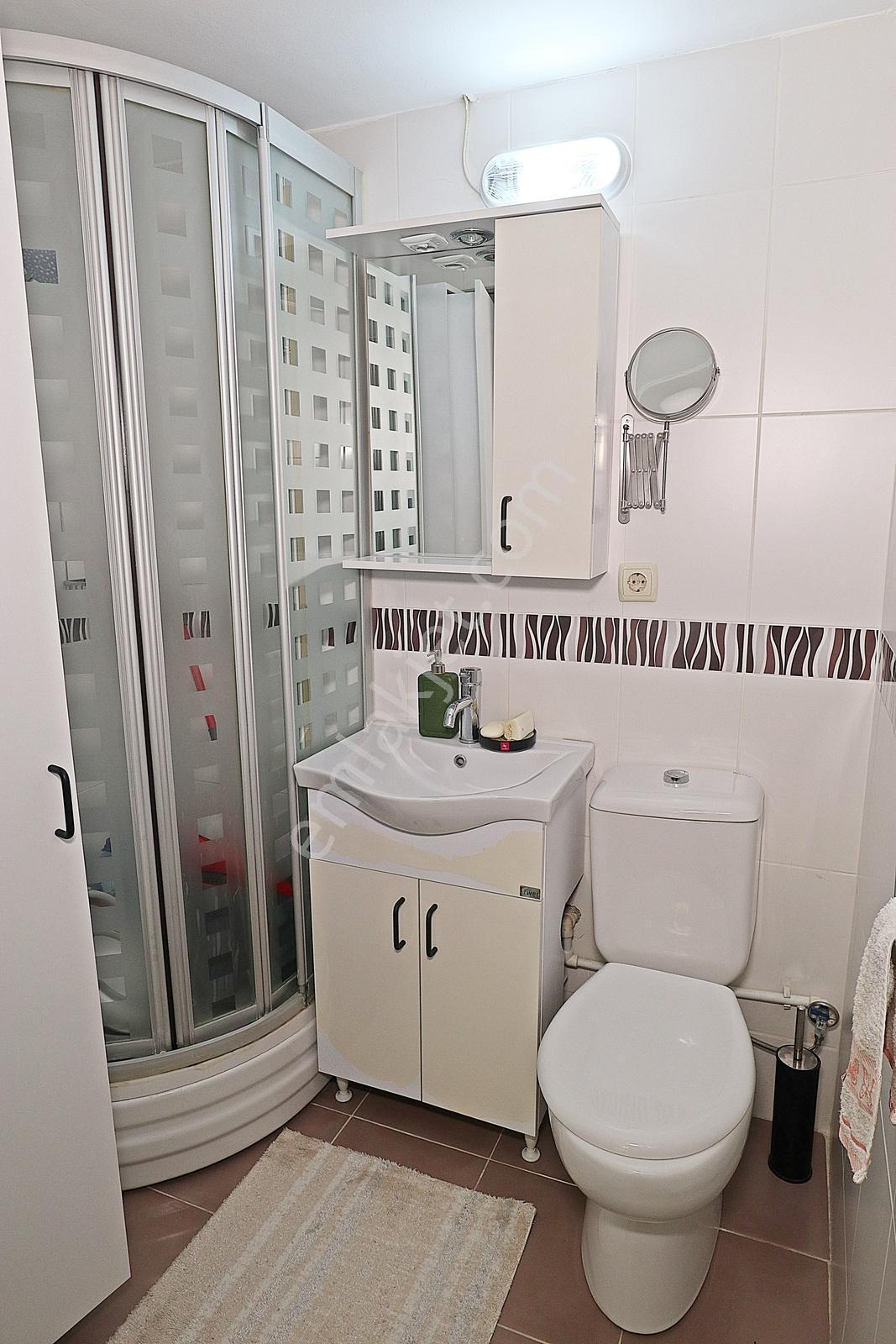Çankaya Mahallesi 3+1 Cam Balkonlu Kiralık Daire - Görsel 17
