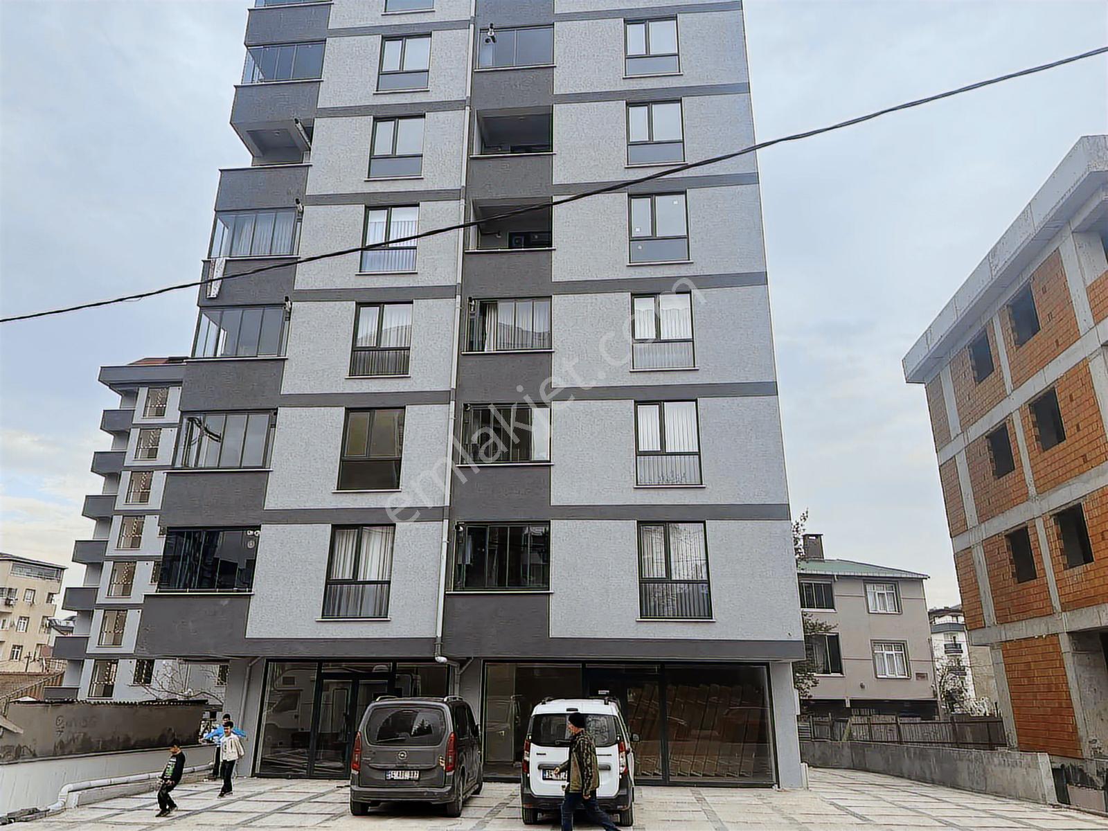 Ahmet Yesevide Site İçerisinde Merkeze Yakın Satılık 3+1 Daire - Görsel 8