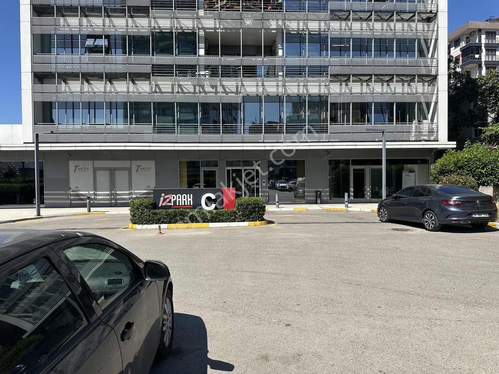 Kartal İzparkta Deniz Manzaralı Komple Satılık Plaza Katı 2 Ofis - Görsel 20