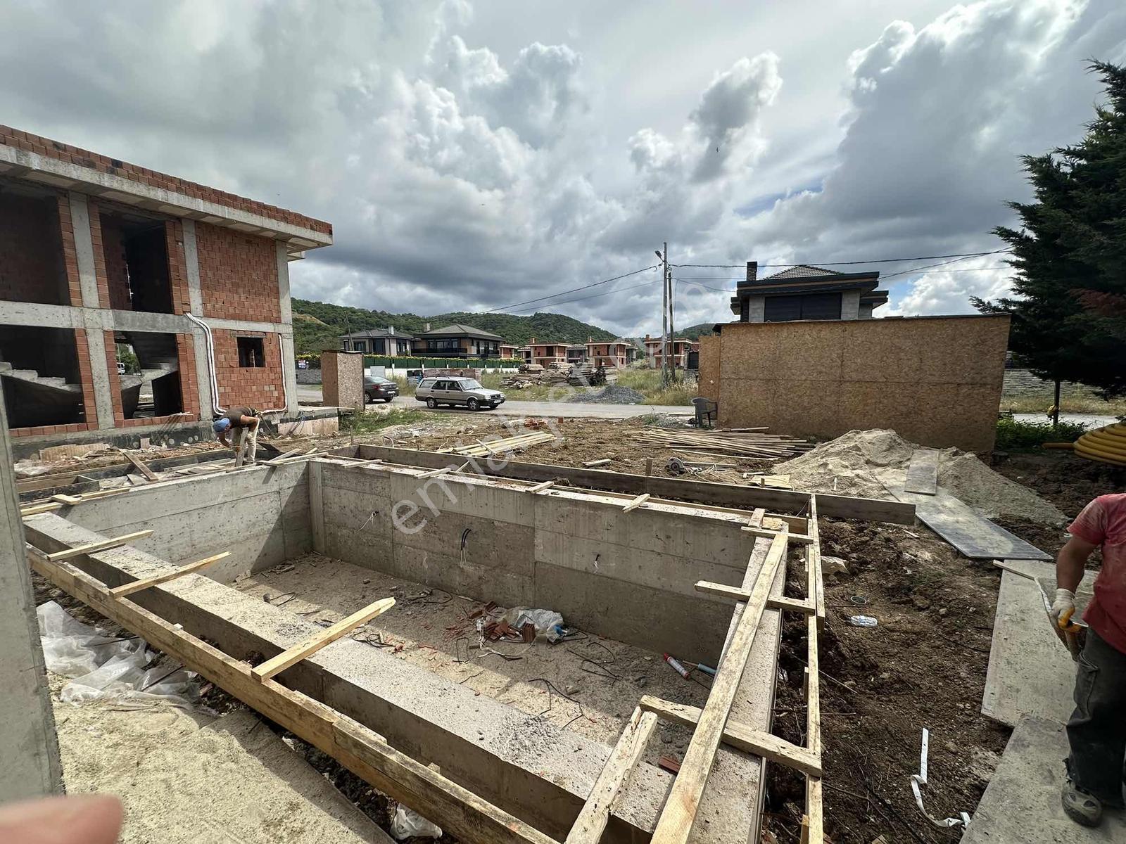 Şile Çavuş Mah Havuzlu Geniş Peyzaj Alanlı Satılık 4+1 Luxvilla - Görsel 11