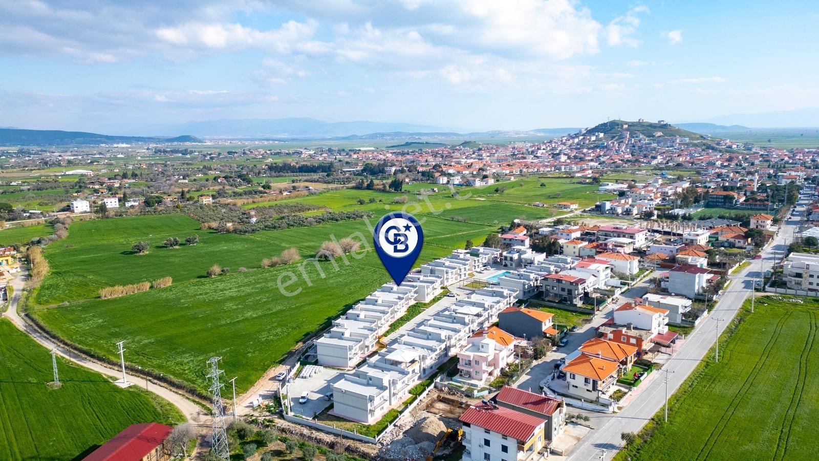Foça Yenibağarası Havuzlu Sitede 2+1 Kiralık Daire - Görsel 9