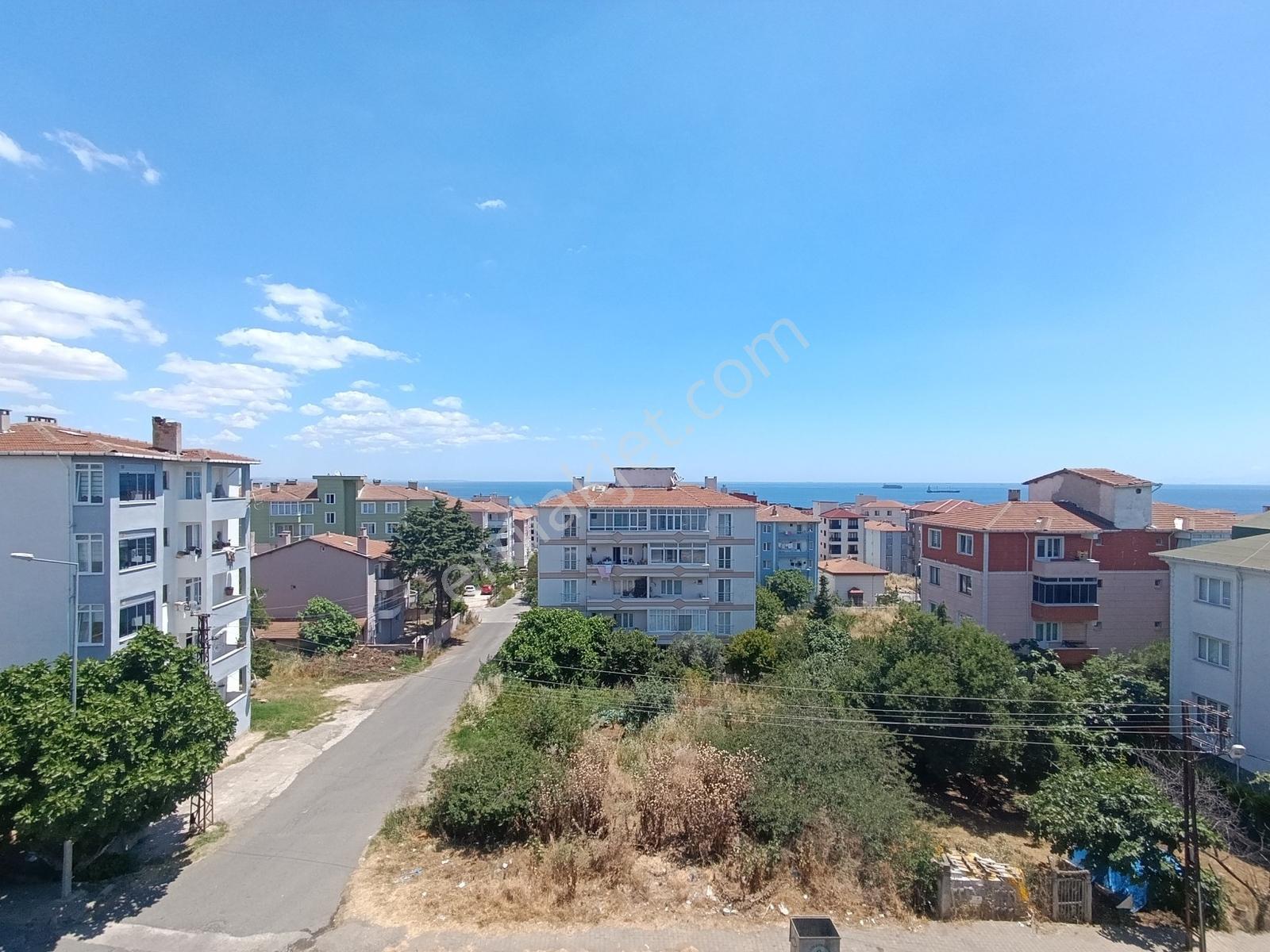 Deniz Manzaralı, Ebeveyn Banyolu 2+1 Kapalı Balkonlu Kiralık - Görsel 14