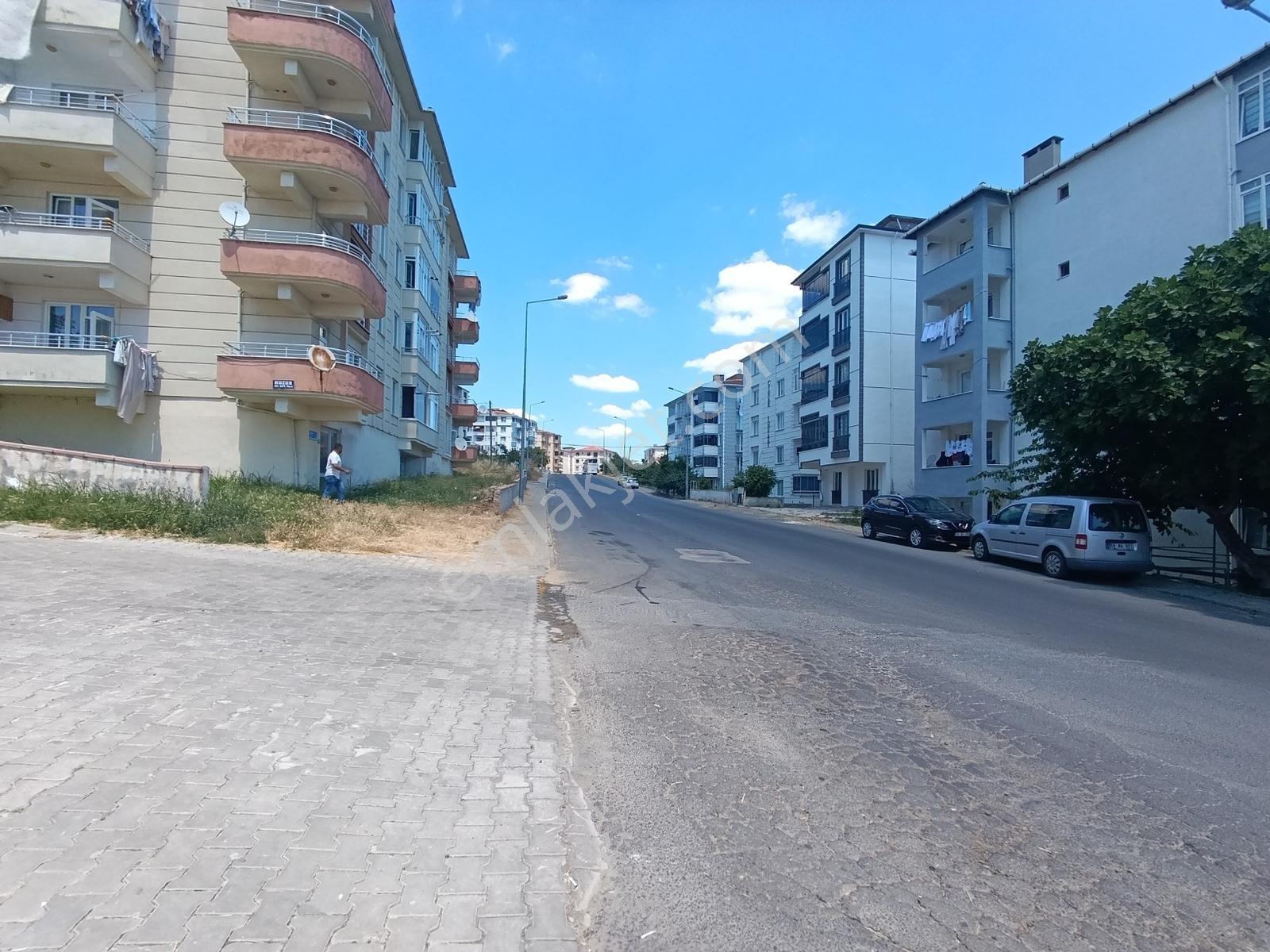 Deniz Manzaralı, Ebeveyn Banyolu 2+1 Kapalı Balkonlu Kiralık - Görsel 20