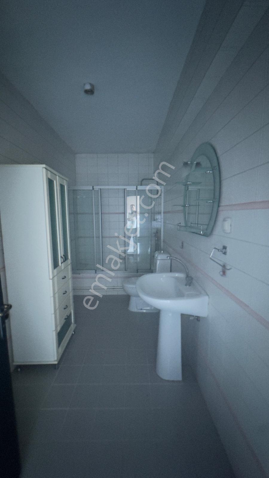 Beylikdüzü Migros Ve E5 Arkasında 3+1 Kiralık Daire - Görsel 10